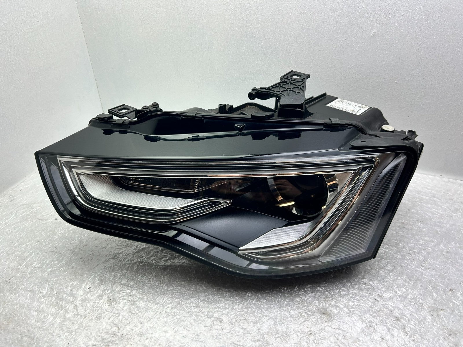 Original Audi A5 S5 8T Xenon Scheinwerfer links 8T0941031C0