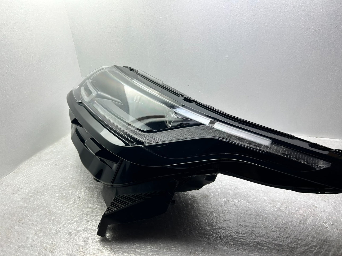 Original Range Rover Velar LED Scheinwerfer links L8A2-13W030-EA1