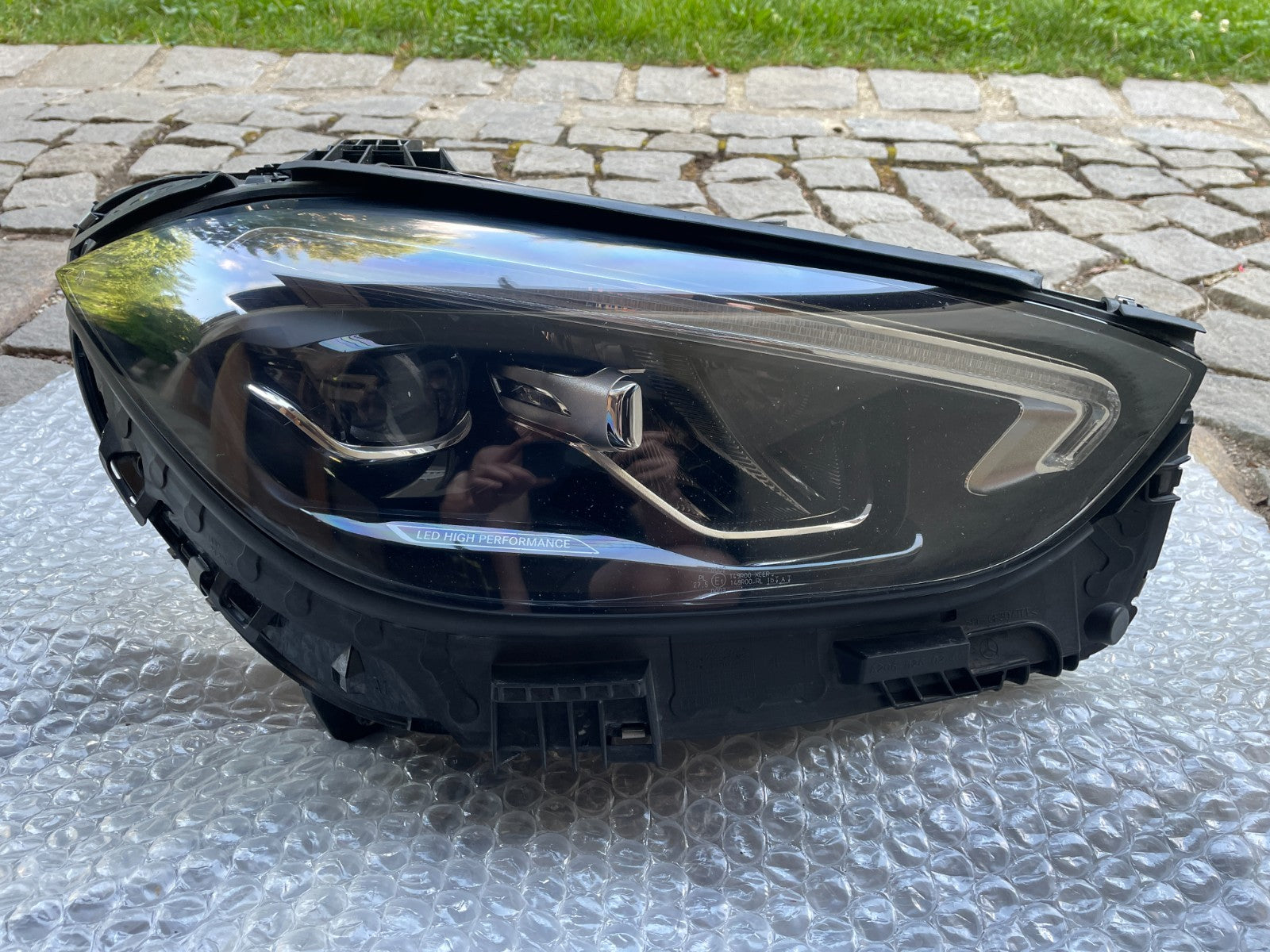 Mercedes C-Klasse W206 LED Scheinwerfer rechts A20690672030