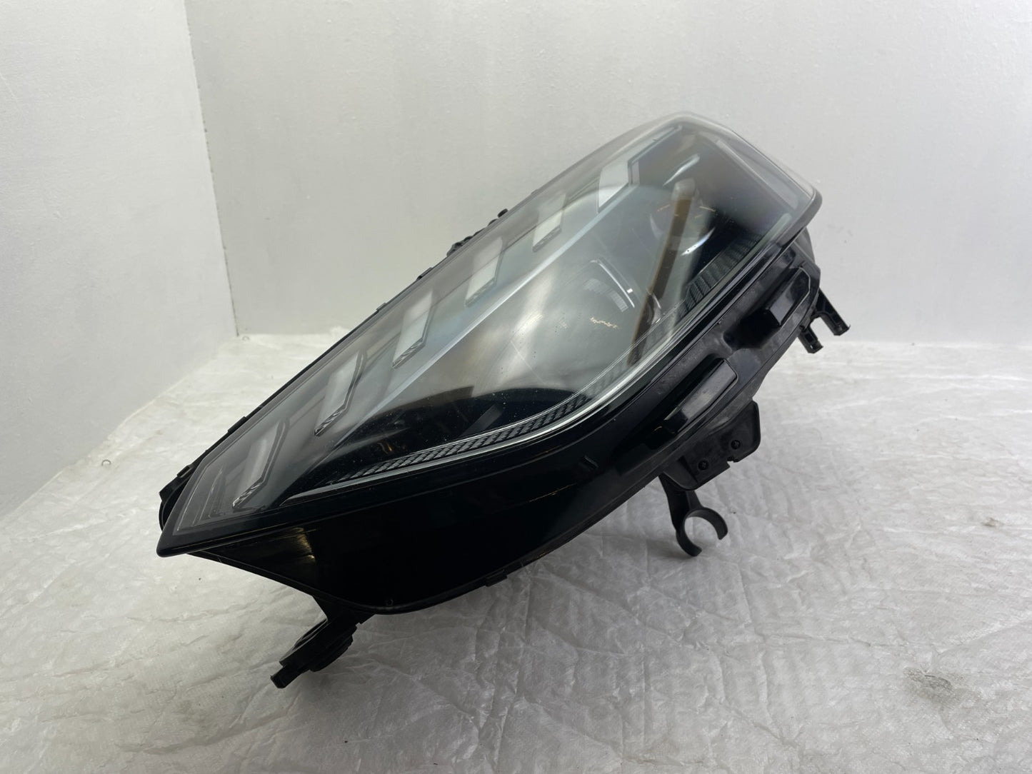 Original Audi RS4 B9 LED Scheinwerfer Matrix schwarz links 8W0941035J2