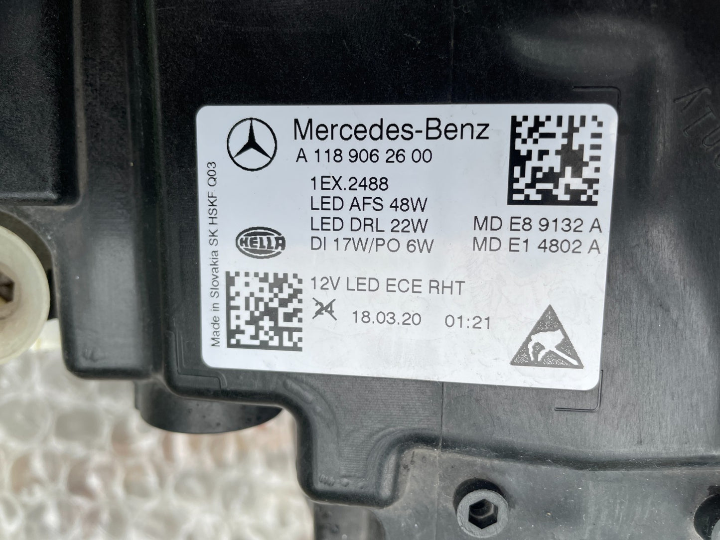 Original Mercedes CLA W118 LED Scheinwerfer rechts A11890626005