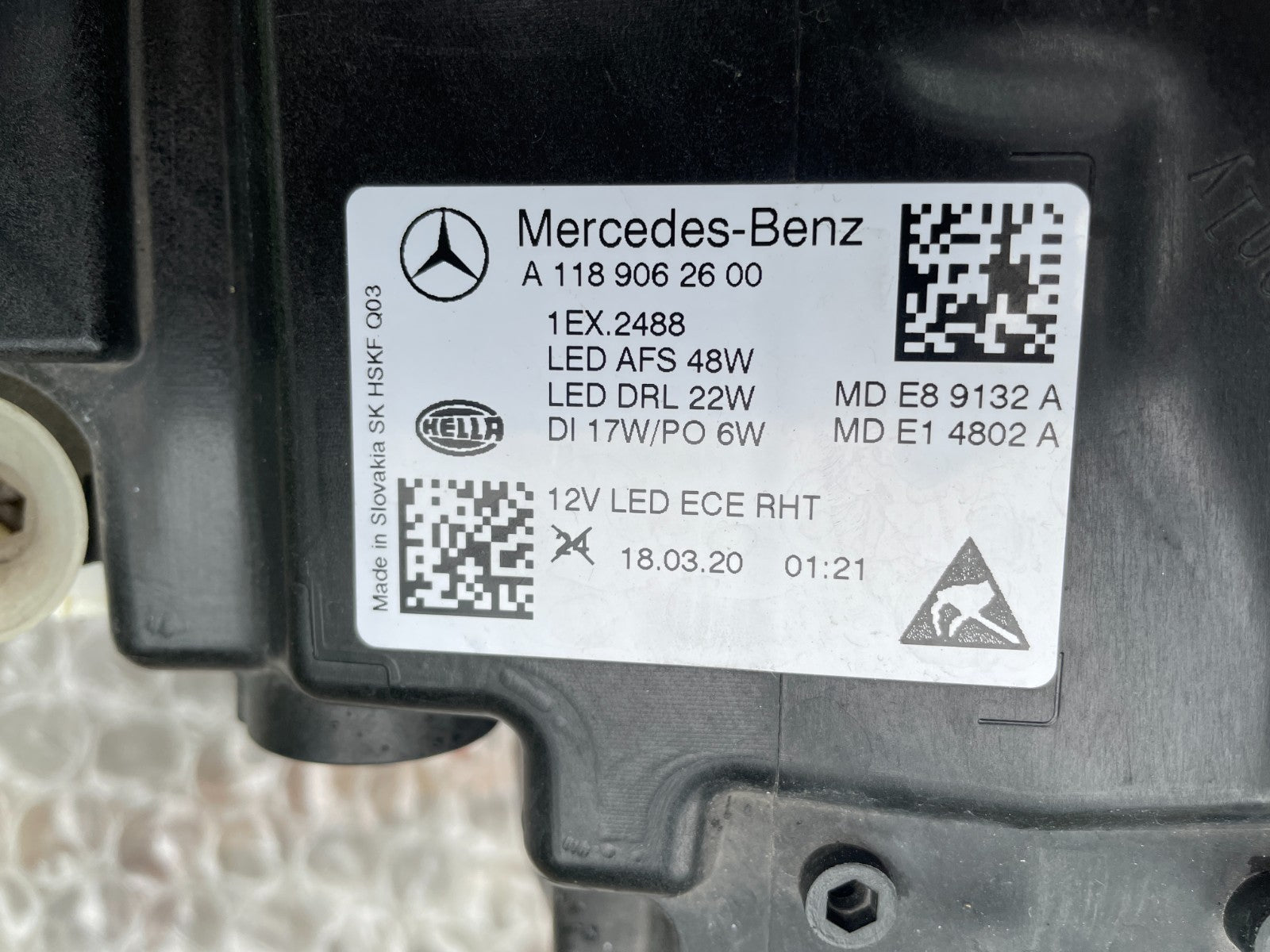 Original Mercedes CLA W118 LED Scheinwerfer rechts A11890626005