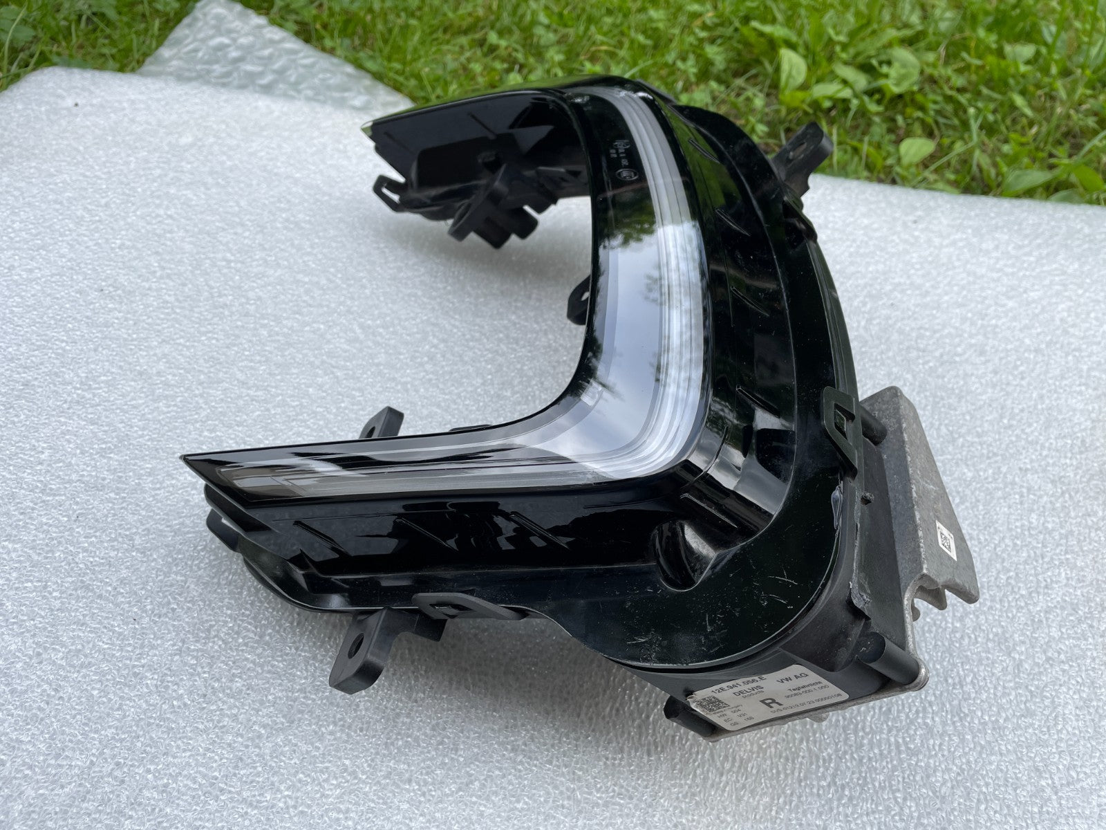 Original VW UP LED Tagfahrleuchte rechts 12E941056E1