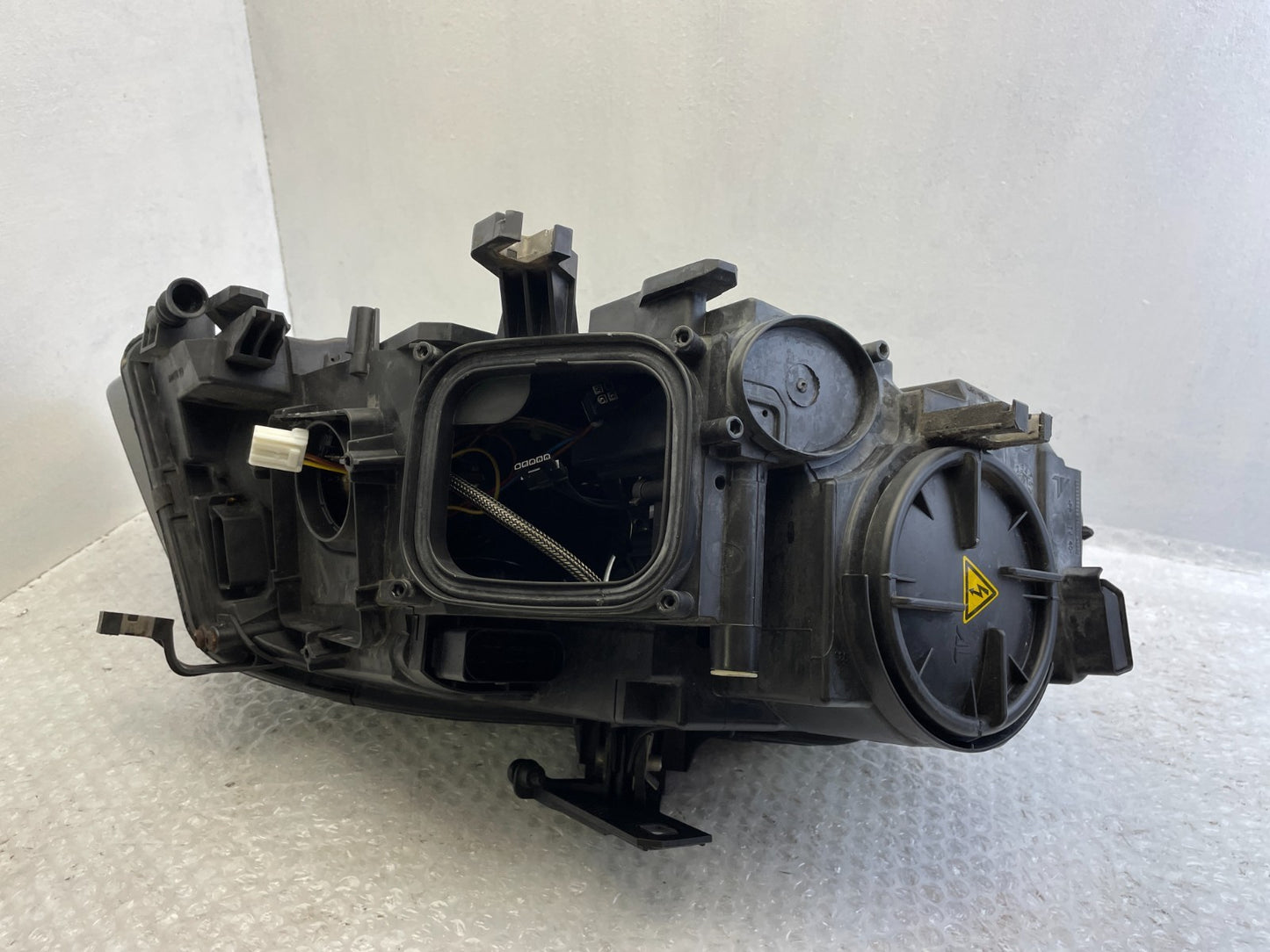 Original Audi A4 Xenon LED Scheinwerfer links 8K0941003S5