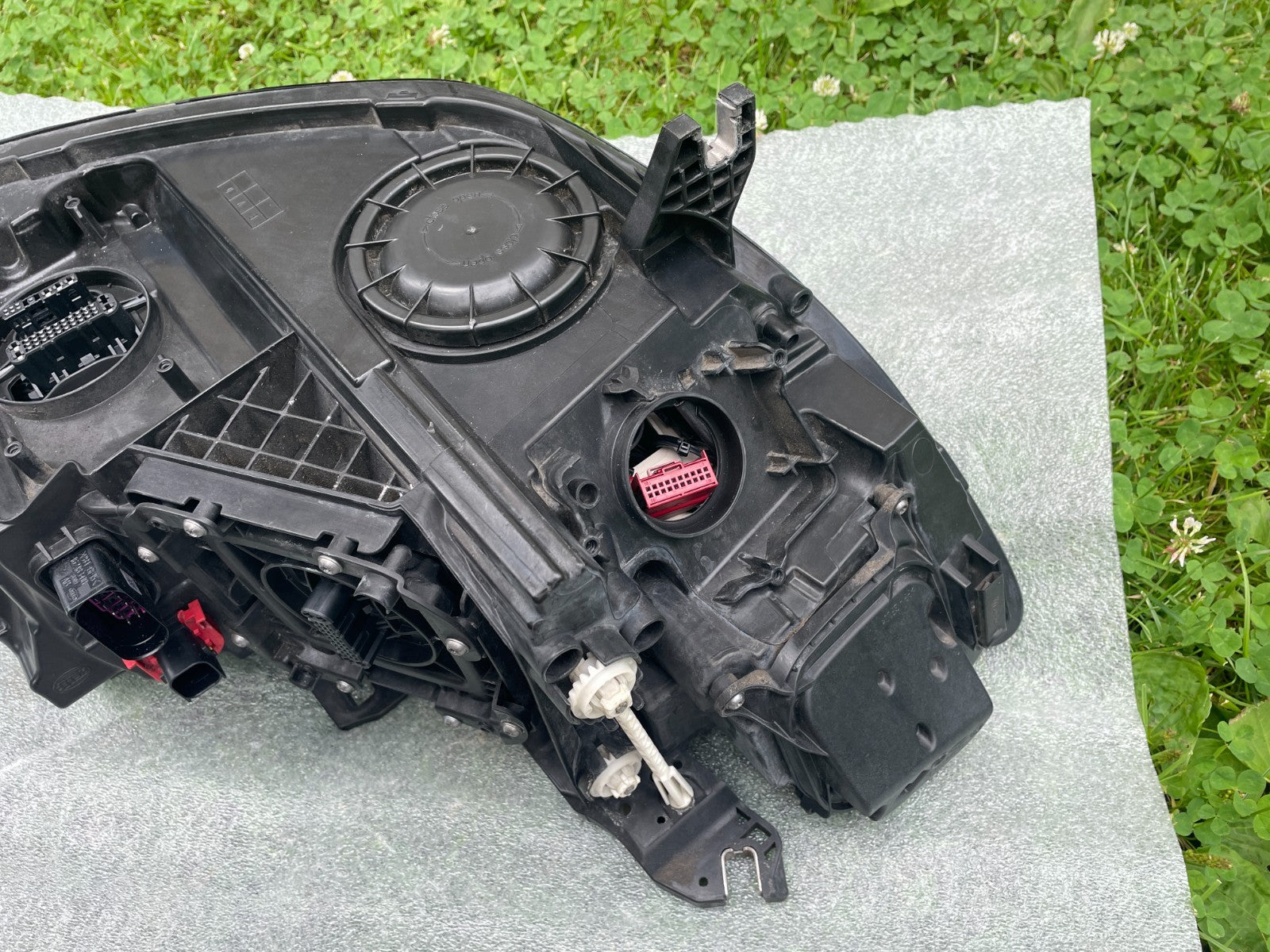 Original Audi A6 C8 Scheinwerfer links 4G094103512