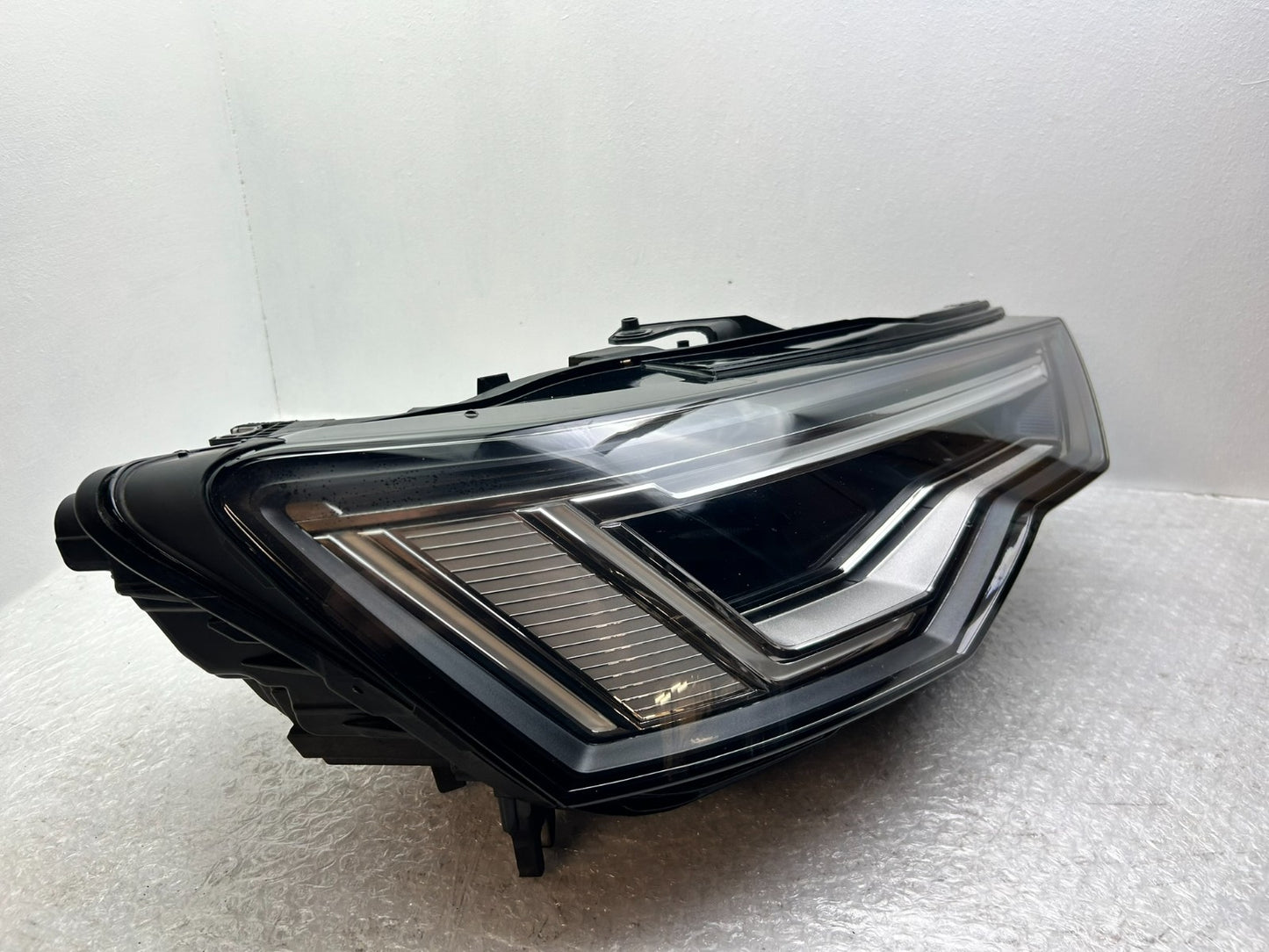 Original Audi A6 C8 4K LED Scheinwerfer rechts 4K09410402