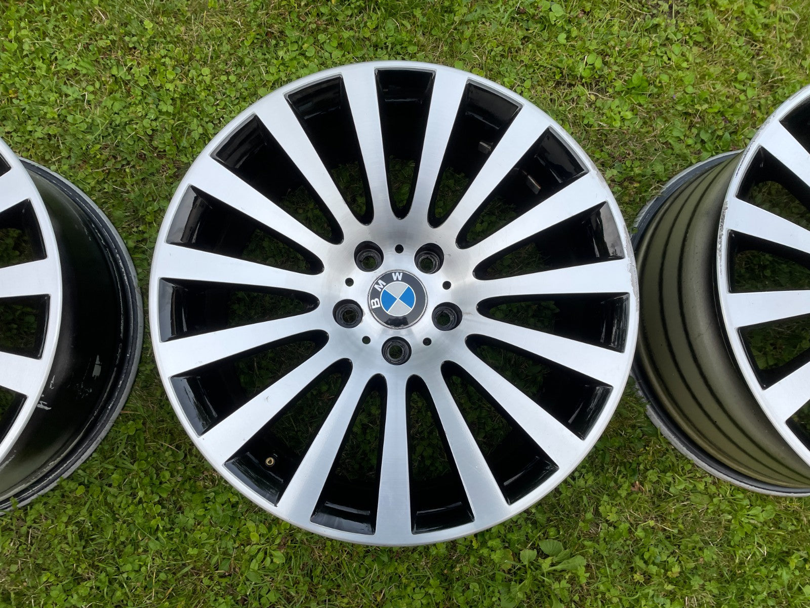 4x BMW 7er F01 F02 Alufelgen 8,5x19 ET25 9,5x19 ET39 6775404 67754053