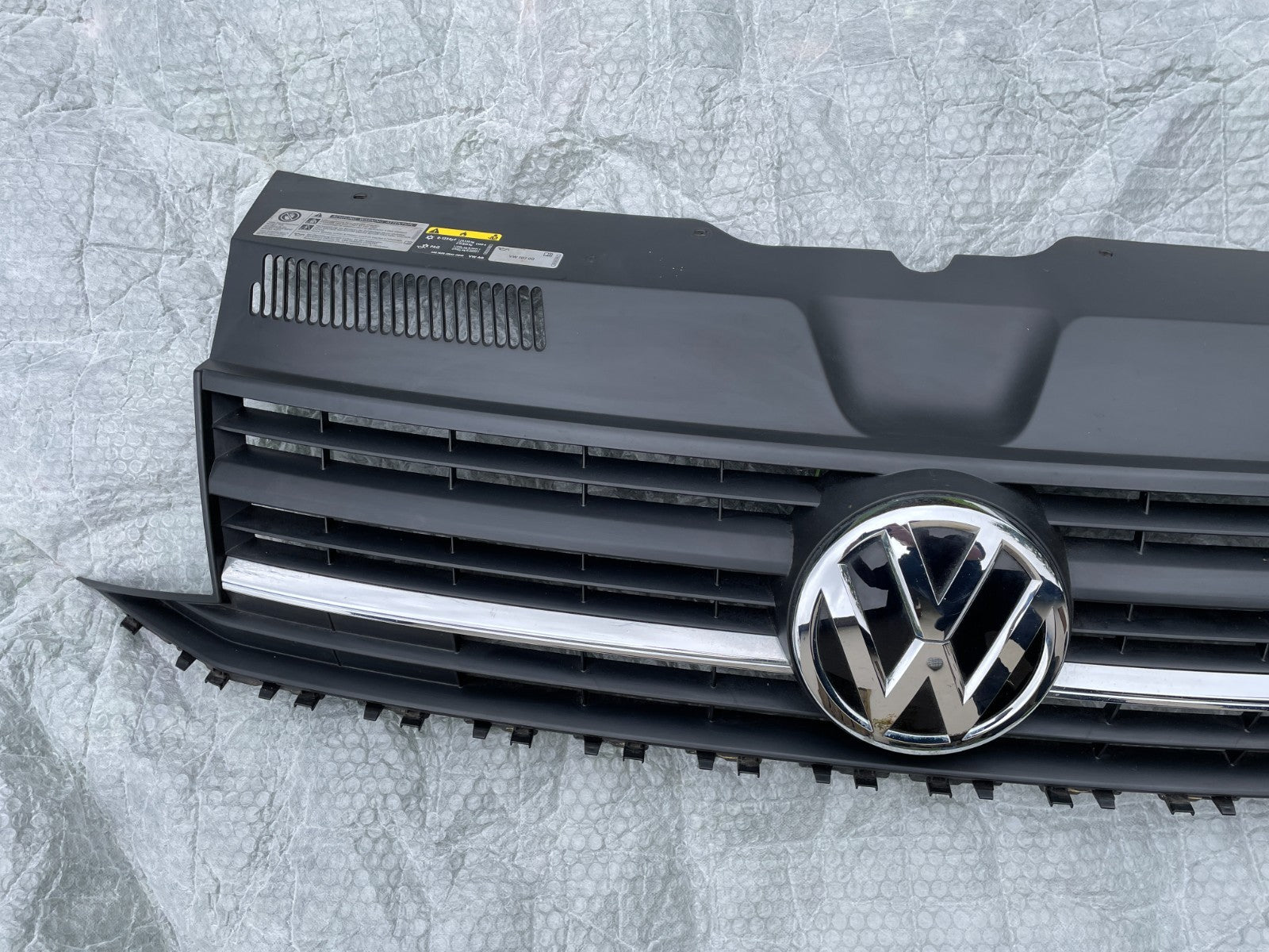 Original VW T6 Transporter Multivan Kühlergrill Frontgrill Chrom 7E0853651A3