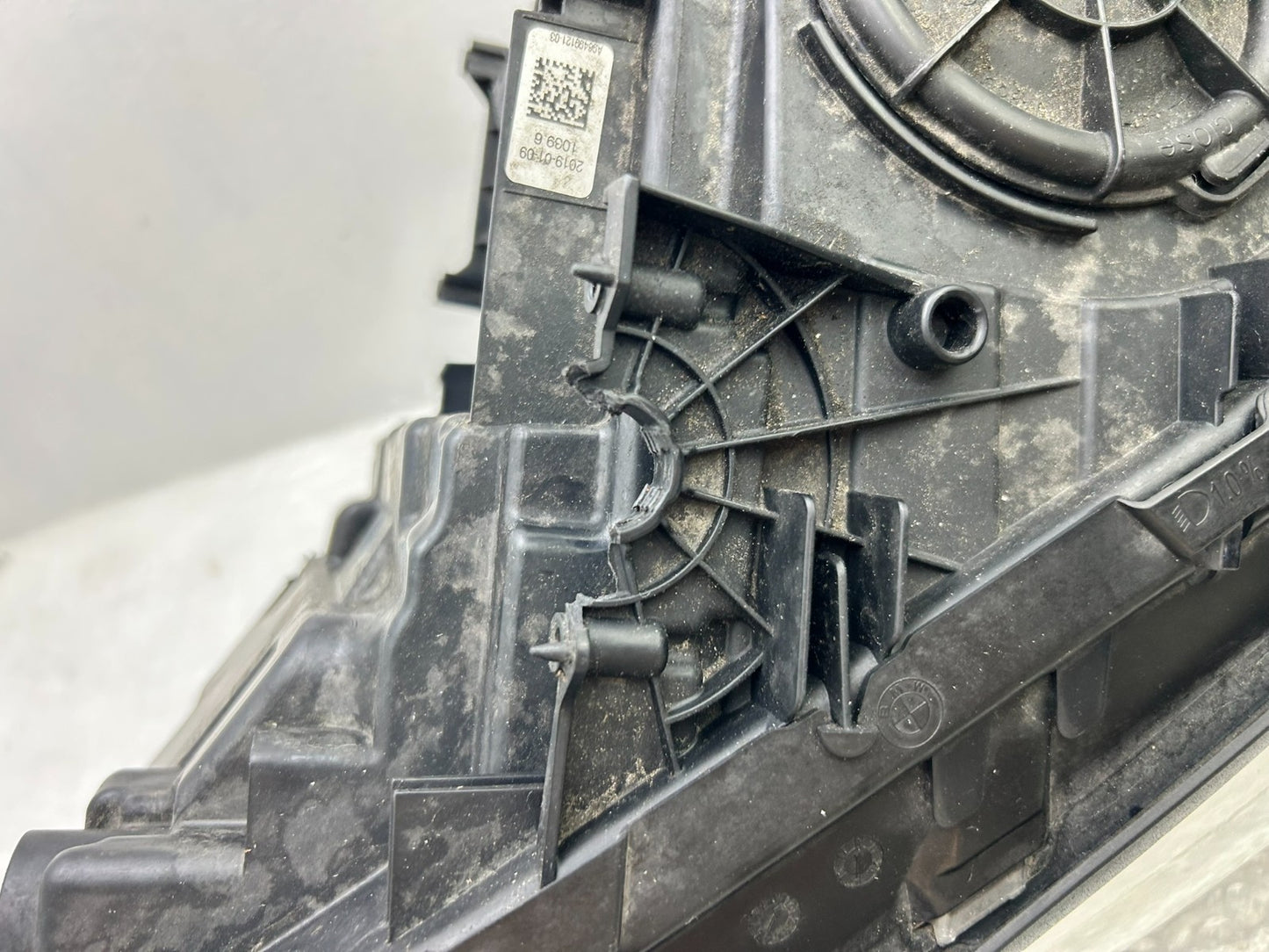 Original BMW 5er G30 G31 LED Scheinwerfer links 84991218