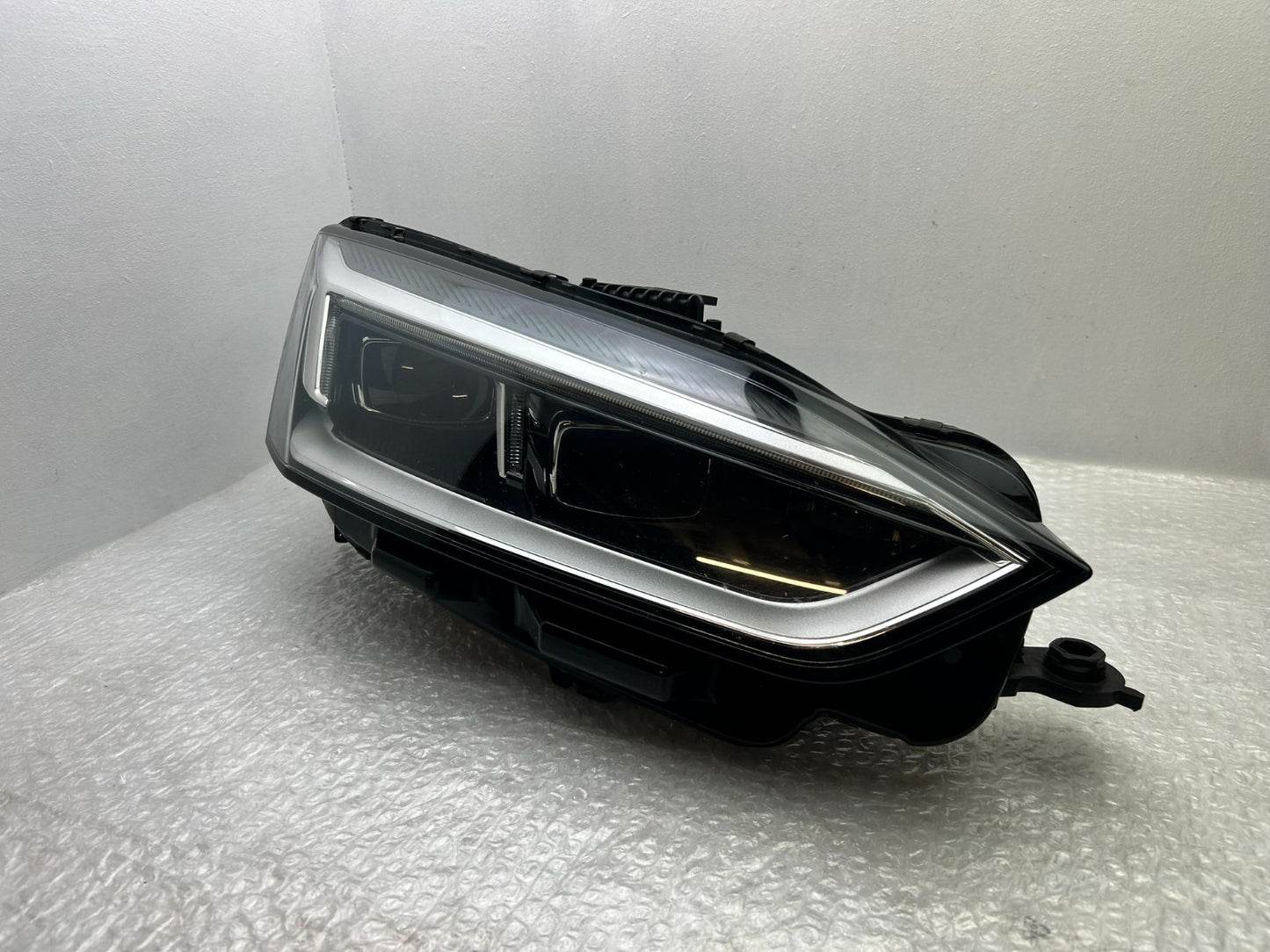 Original Audi A5 8W LED Scheinwerfer Frontscheinwerfer rechts 8W6941034D2