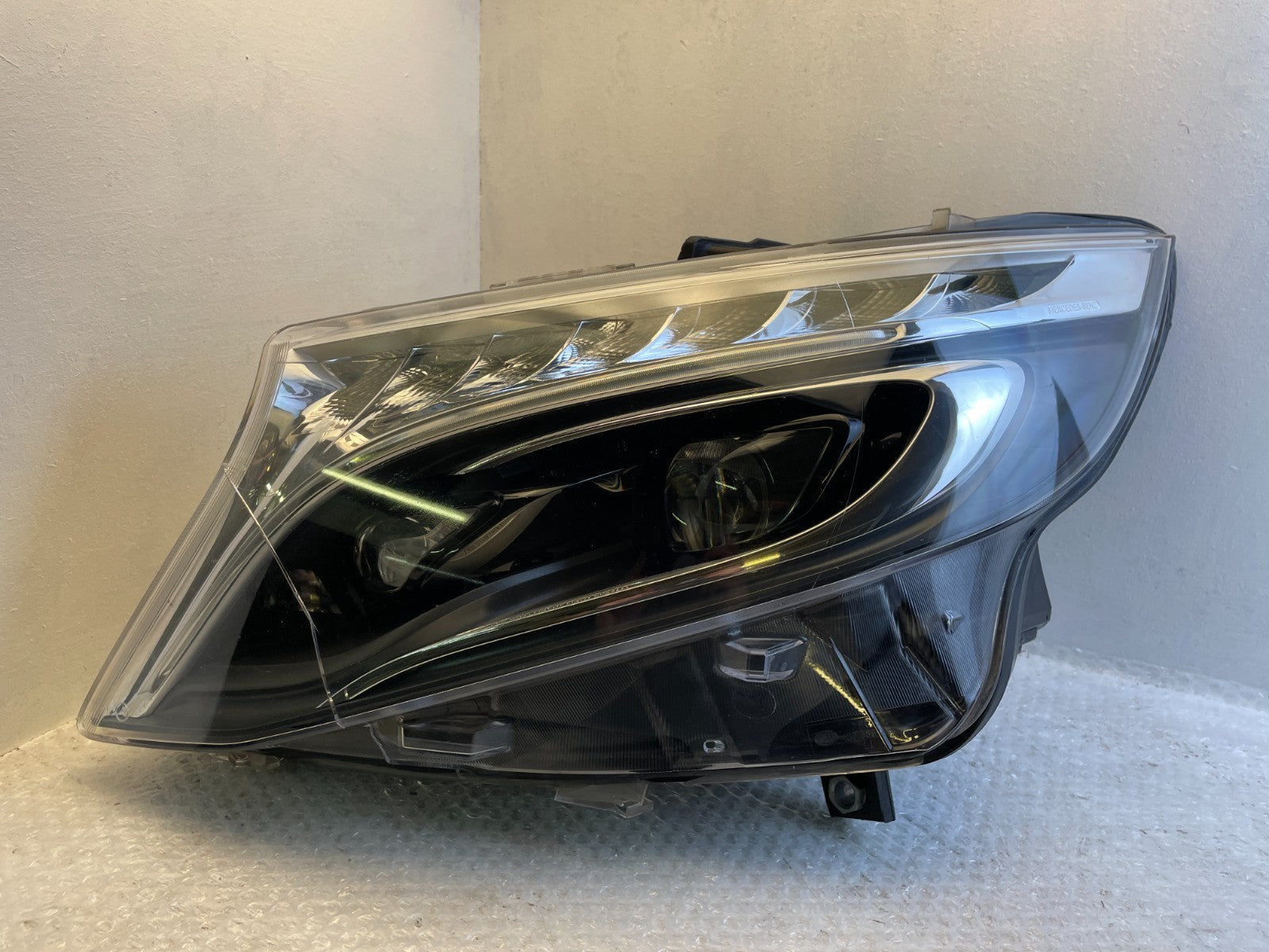 Original Mercedes Vito W447 LED Scheinwerfer links A44790646000