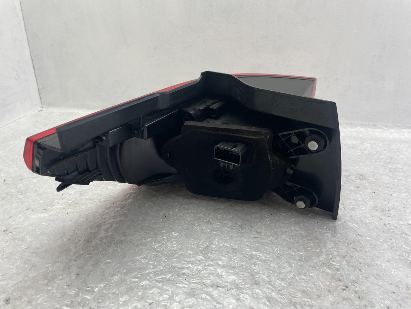 Original VW T7 Transporter Rückleuchte rechts 7T0945096E3