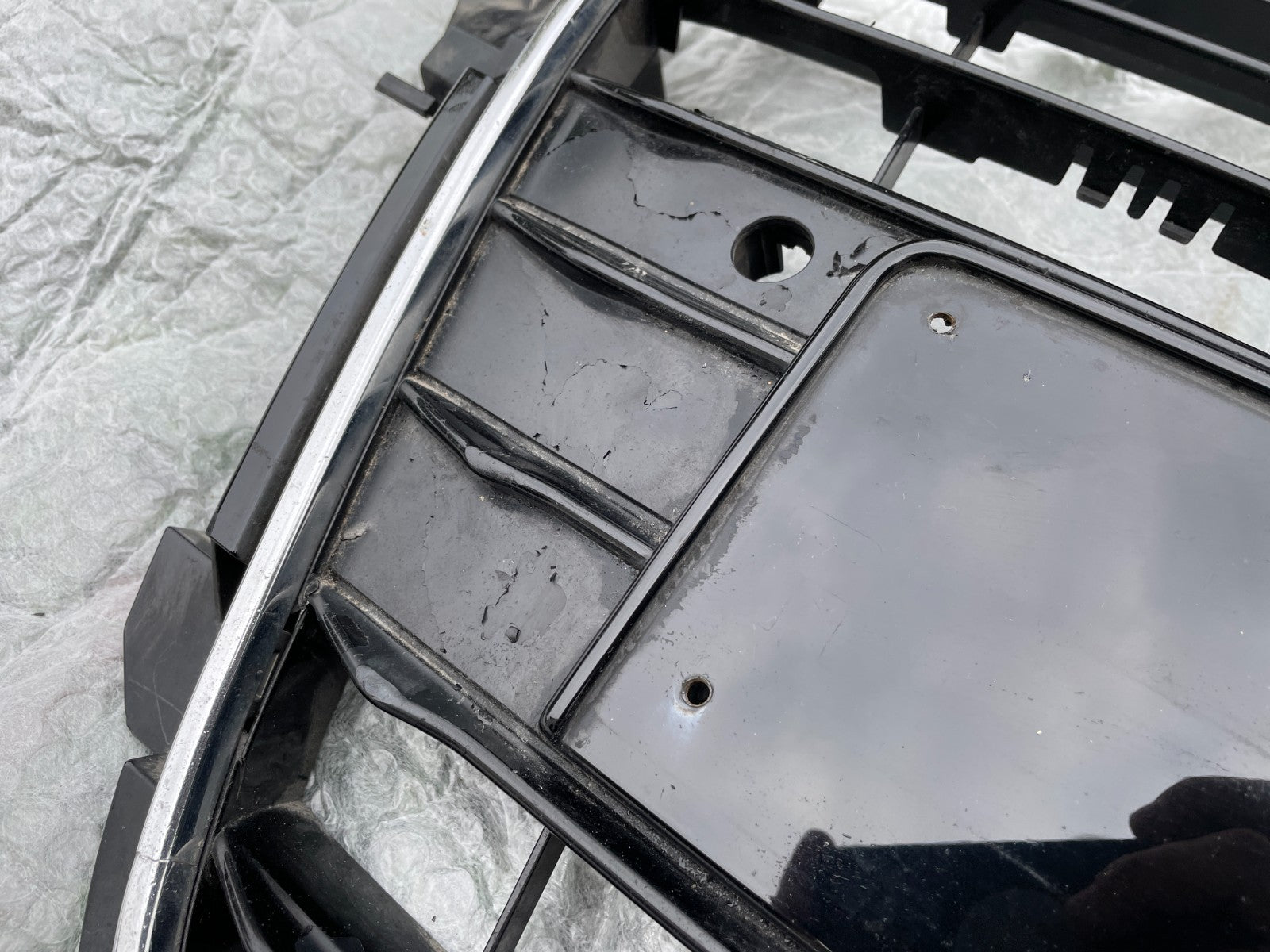 Original Audi A4 B8 Kühlergrill Frontgrill Gitter 8K0853651F3