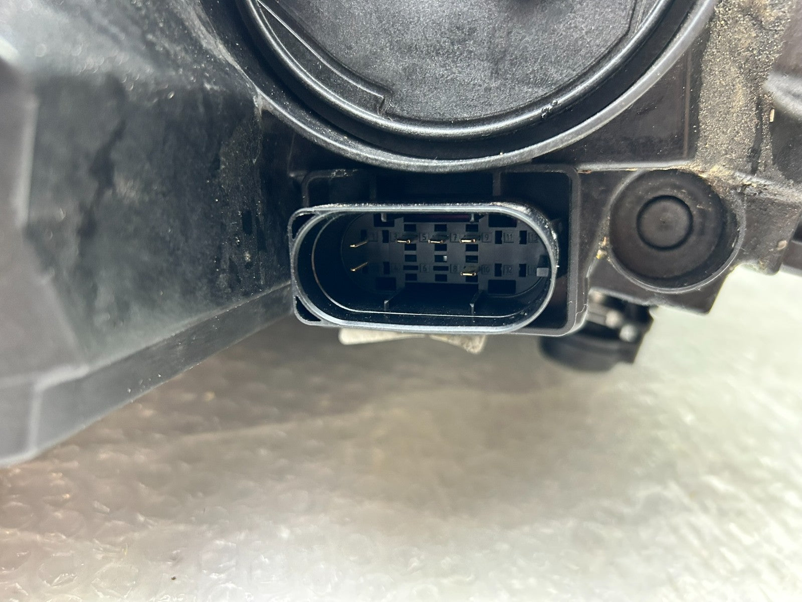 Original Mercedes C-Klasse W206 LED Scheinwerfer rechts A206906800310