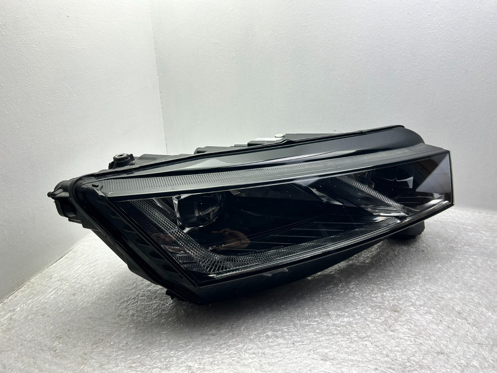 Original Skoda Octavia IV 4 LED Scheinwerfer rechts 5E4941016A2