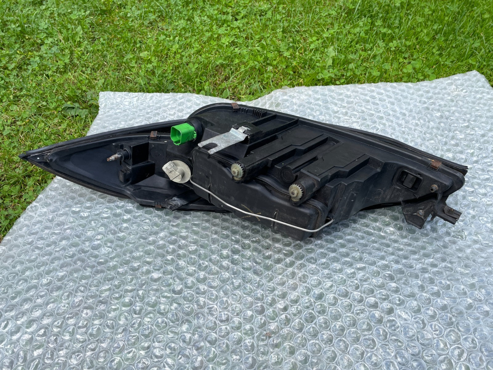 Original Ford Cougar Scheinwerfer rechts 0301156202 98BG13005BP7