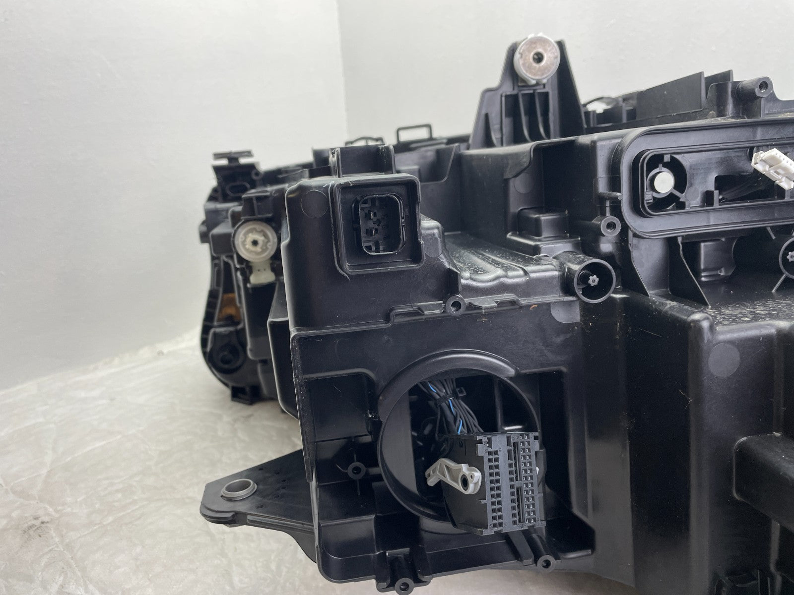 Original BMW X1 U11 LED Scheinwerfer links 5A9A22712