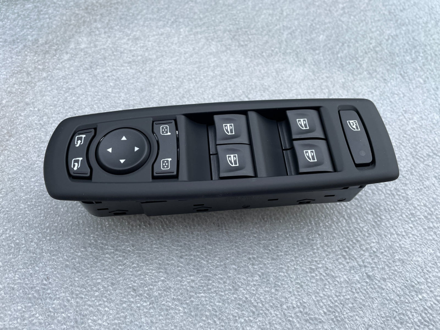 Renault Megane Laguna Fensterheberschalter Schalter vorne links 254000006R0