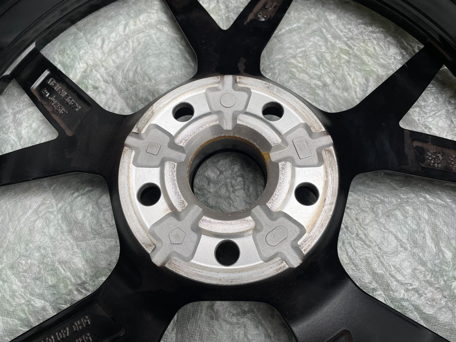 1x Original VW Golf VIII 8 R-linke Alufelge 8Jx19 Zoll ET50 5H0601025S12