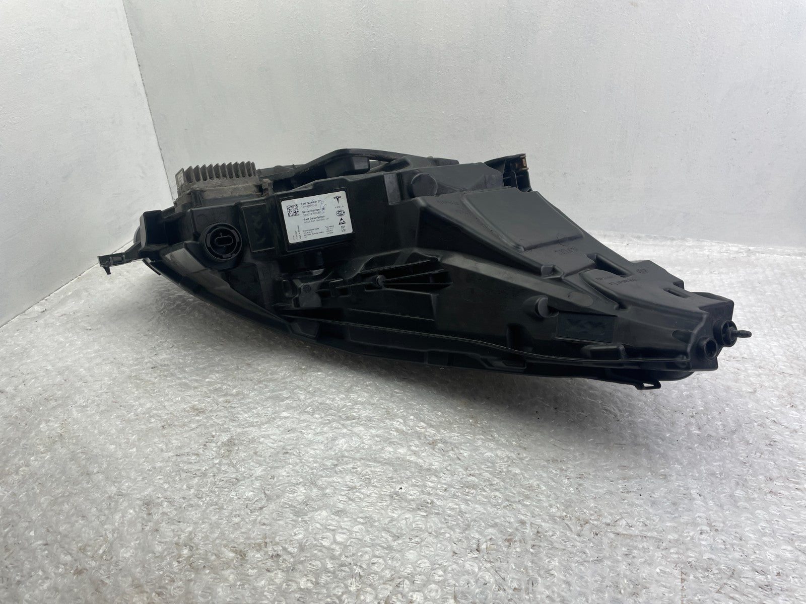 Original Tesla Model 3 LED Scheinwerfer links 1514952-00-D3