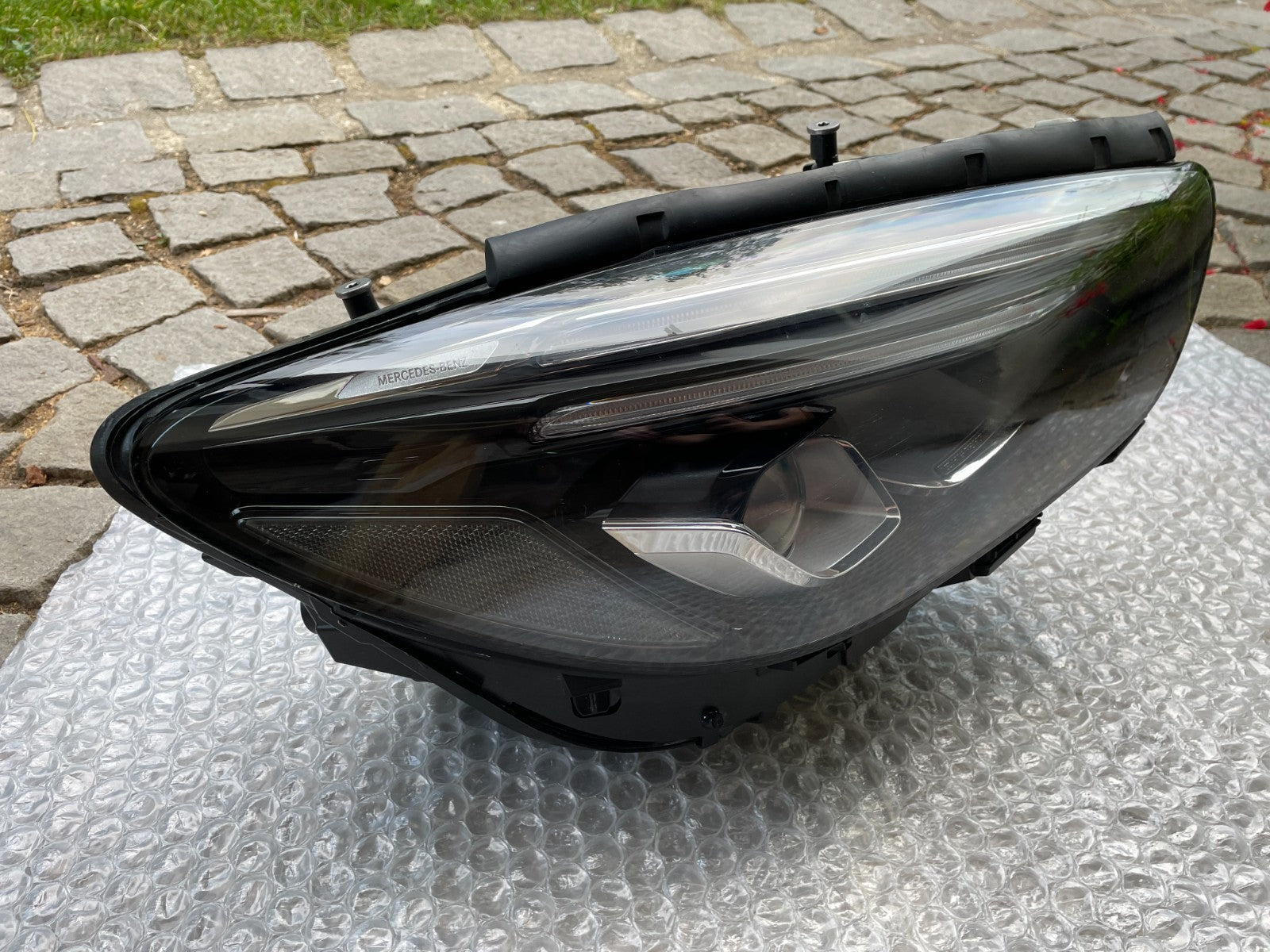 Original Mercedes B-Klasse W247 Scheinwerfer rechts A24790626032