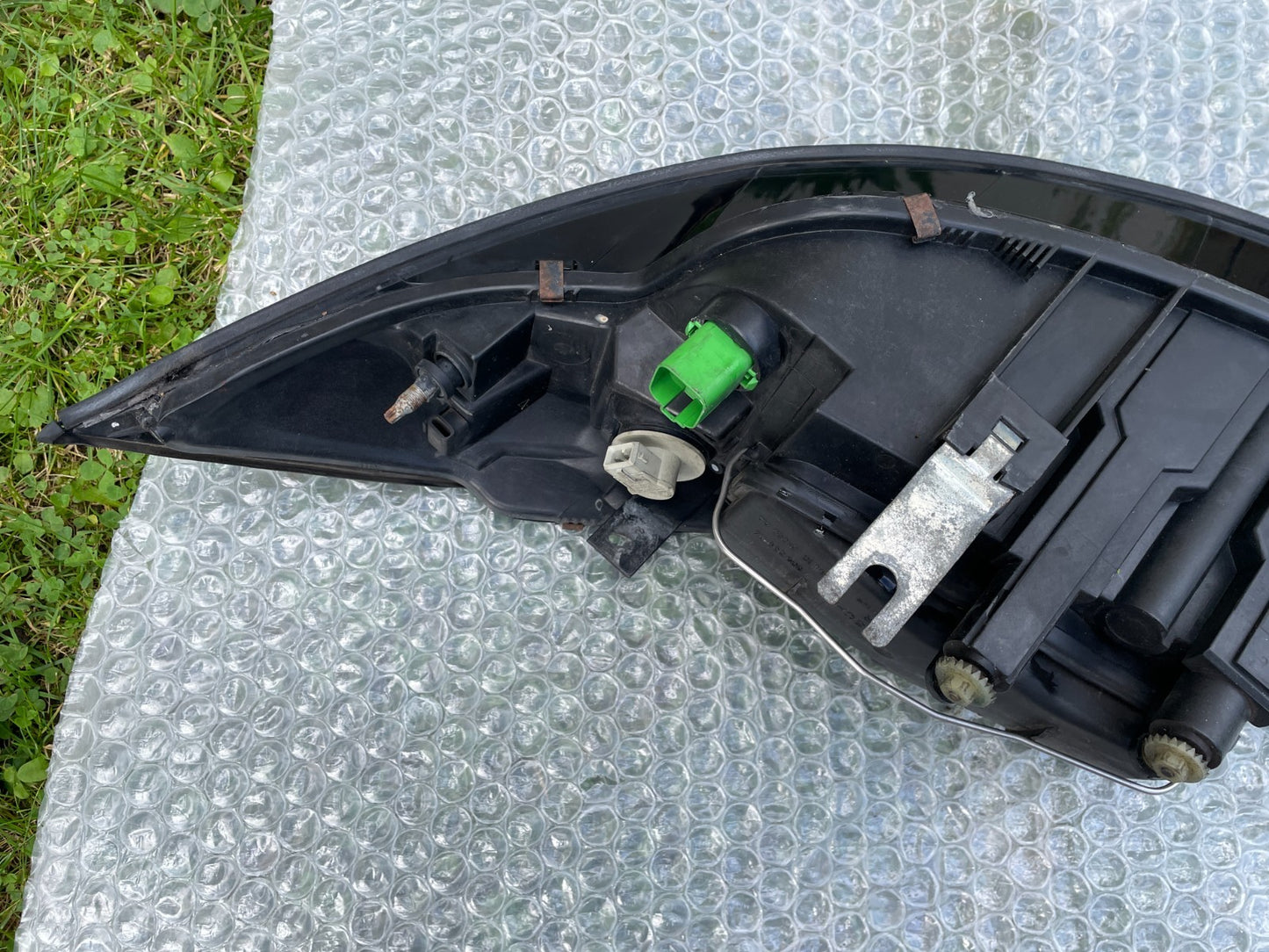 Original Ford Cougar Scheinwerfer rechts 0301156202 98BG13005BP12