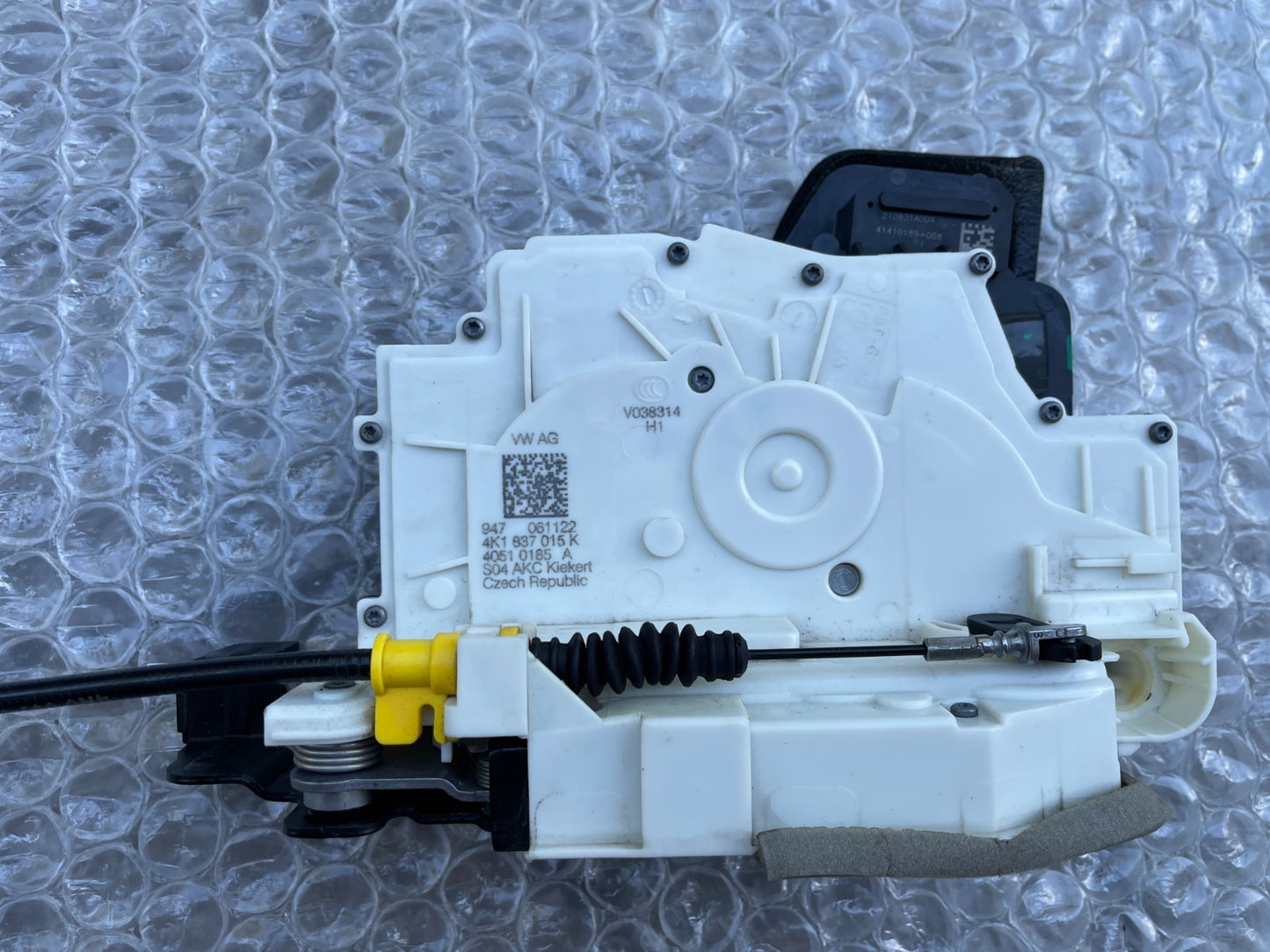 Original Audi A6 S6 C8 4K Türschloss Schloss vorne links 4K1837015K1