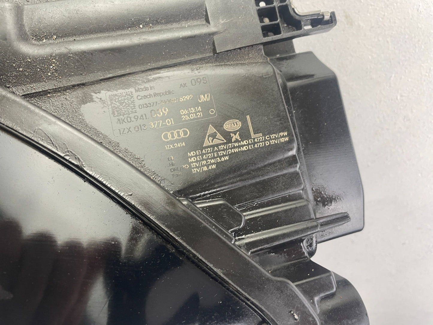 Original Audi A6 C8 LED Scheinwerfer links 4K09410392