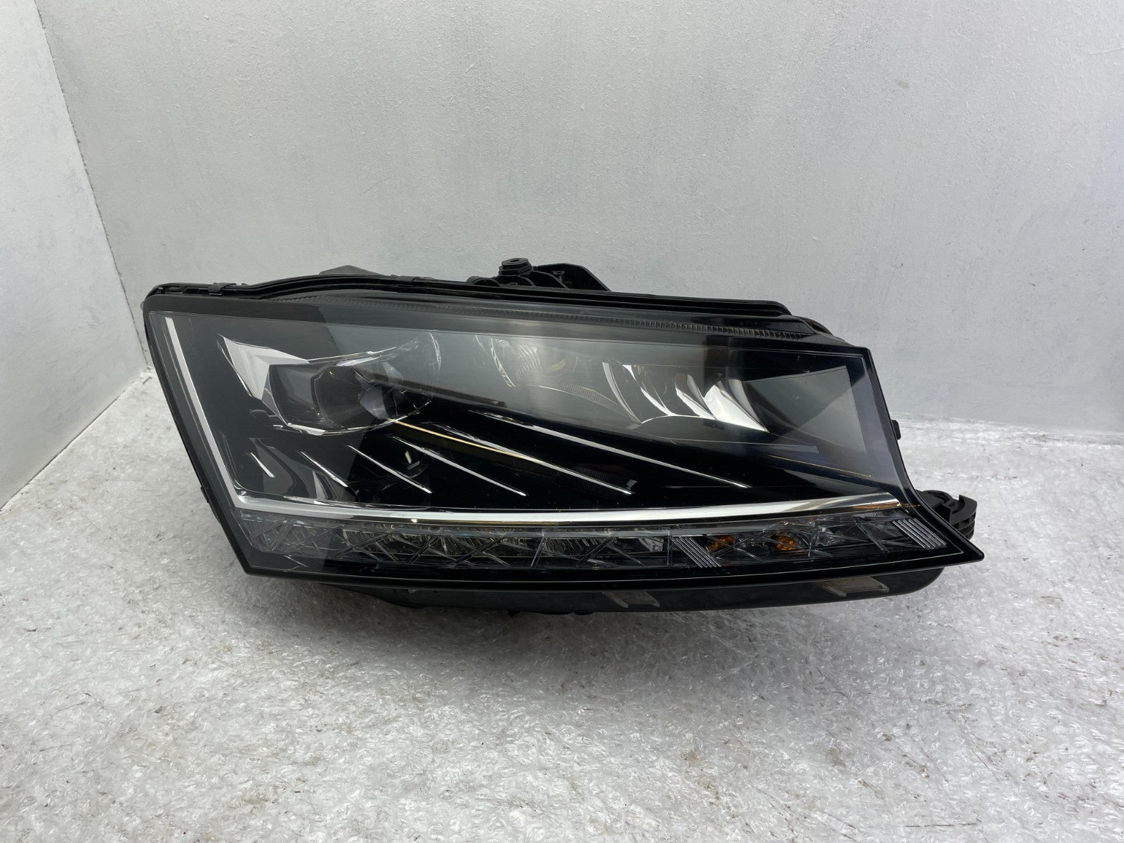 Original Skoda Fabia 3 LED Scheinwerfer rechts 6V1941016F0