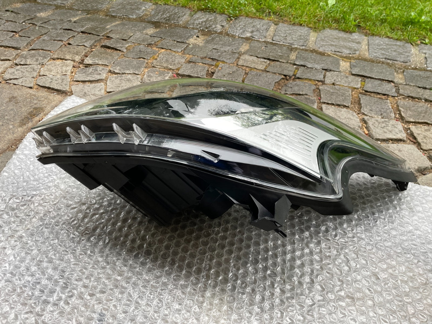 Original Renault Trafiac II Halogen Scheinwerfer links 260608912R14