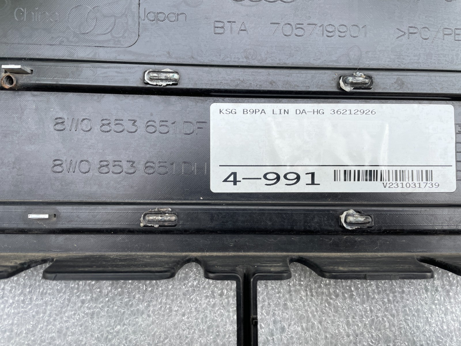 Original Audi A4 B9 8W Kühlergrill Frontgrill Gitter Grill 8W0853654DF7