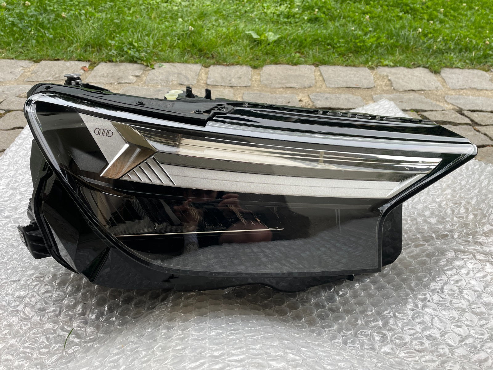 Original Audi Q4 E-tron Scheinwerfer rechts 89A941034D0