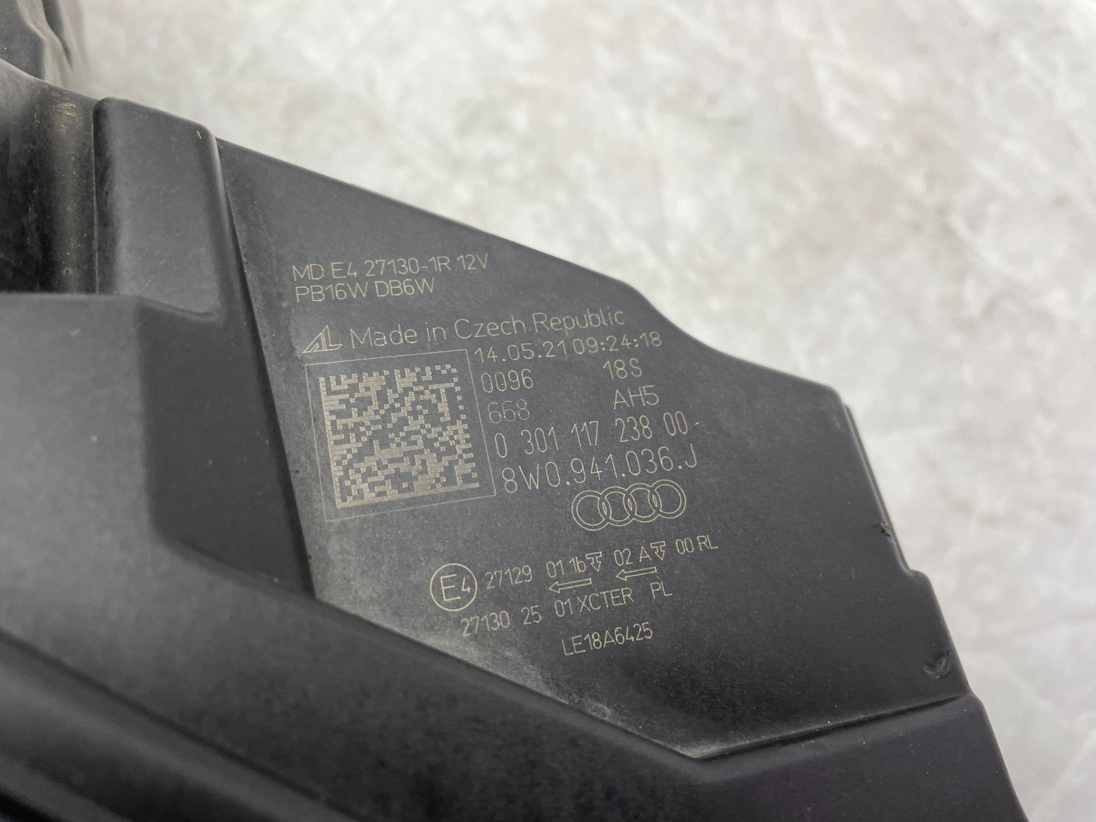 Original Audi RS4 8W LED Scheinwerfer rechts 8W0941036J5