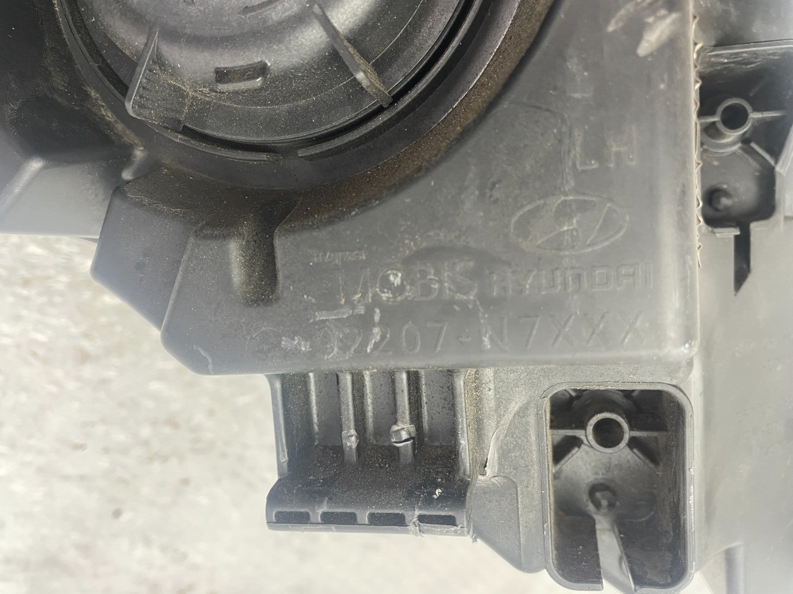 Original Hyundai Tucson NX4E LED Scheinwerfer links 92207-N71005