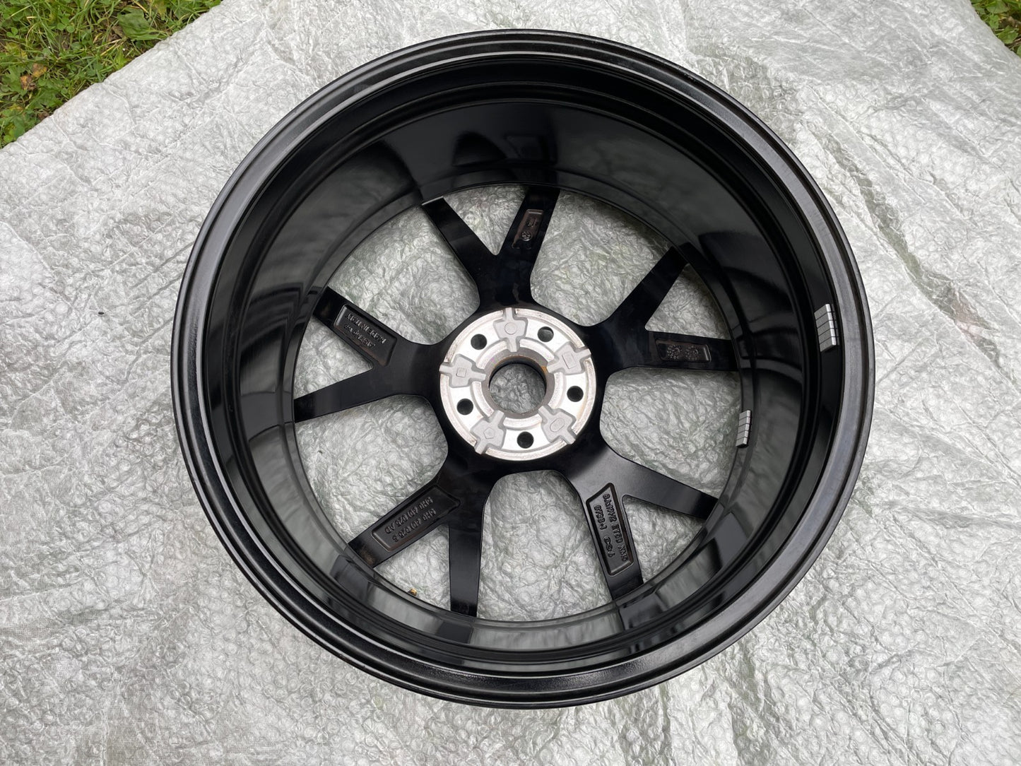 1x Original VW Golf VIII 8 R-linke Alufelge 8Jx19 Zoll ET50 5H0601025S6