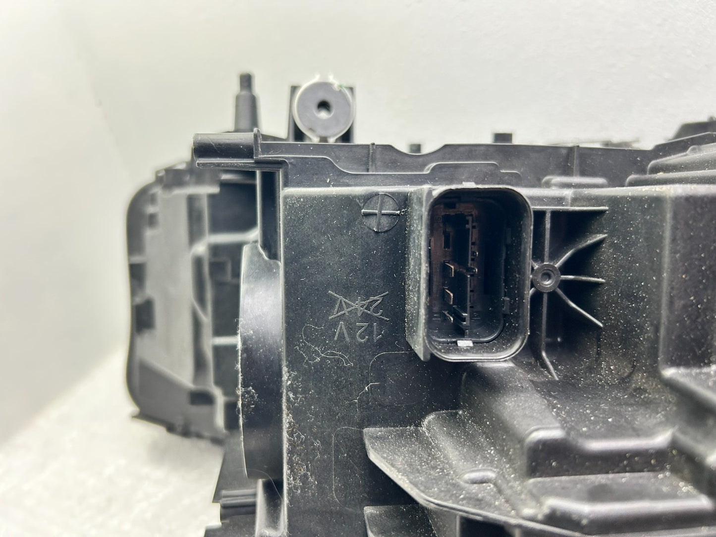 Original BMW 5er G30 G31 LED Scheinwerfer links 84991119