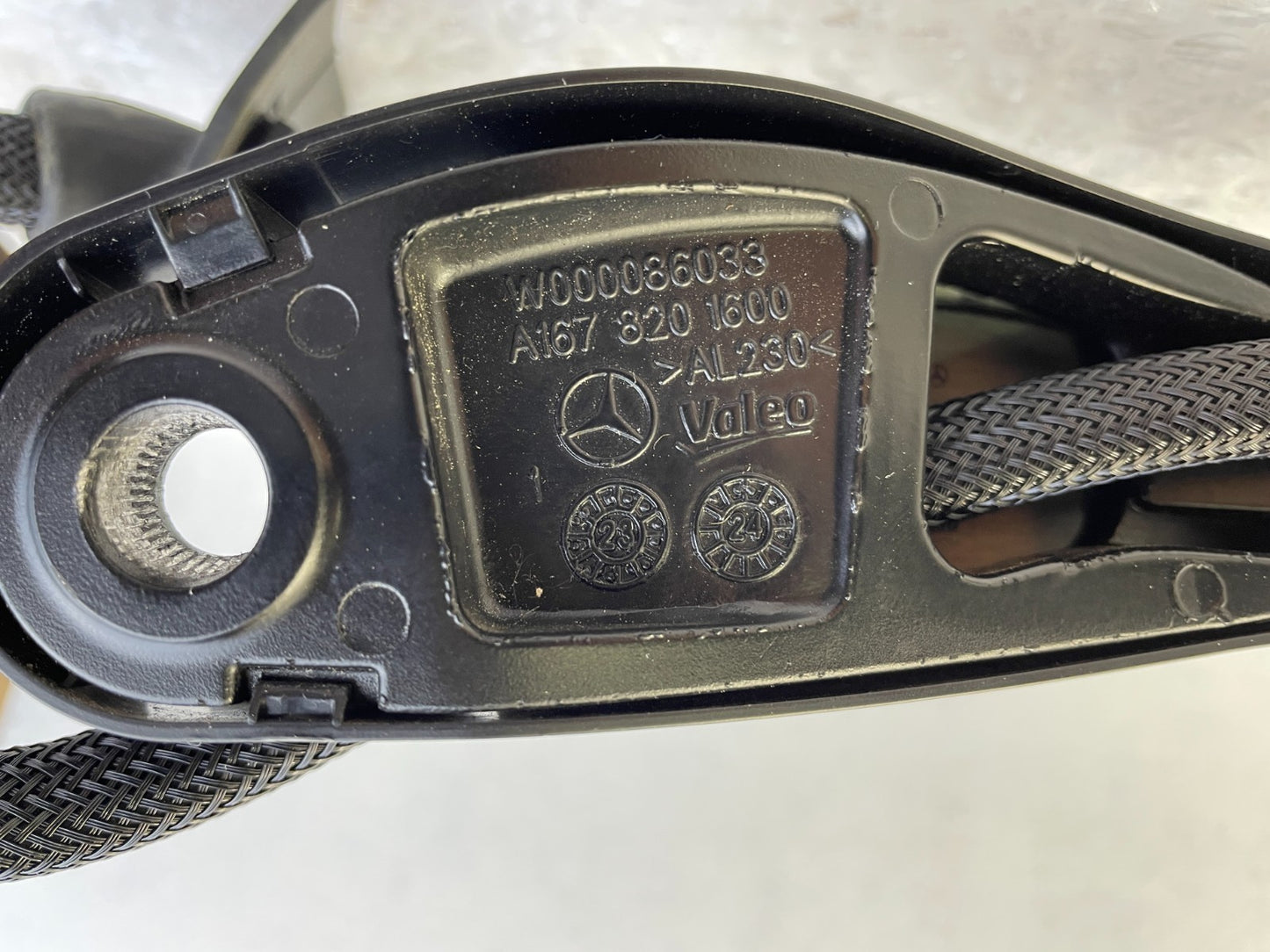 Original Mercedes GLE W167 Scheibenwischer links vorne A16782016002