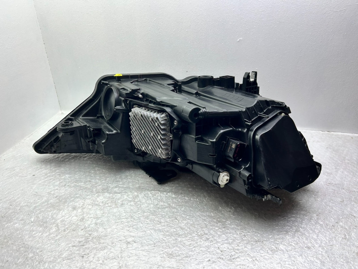 Original Audi A6 4K C8 LED Scheinwerfer links 4K09410398