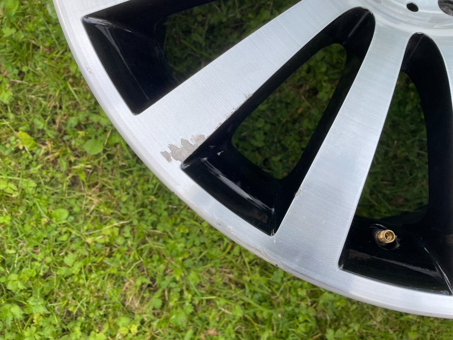 4x BMW 7er F01 F02 Alufelgen 8,5x19 ET25 9,5x19 ET39 6775404 67754059