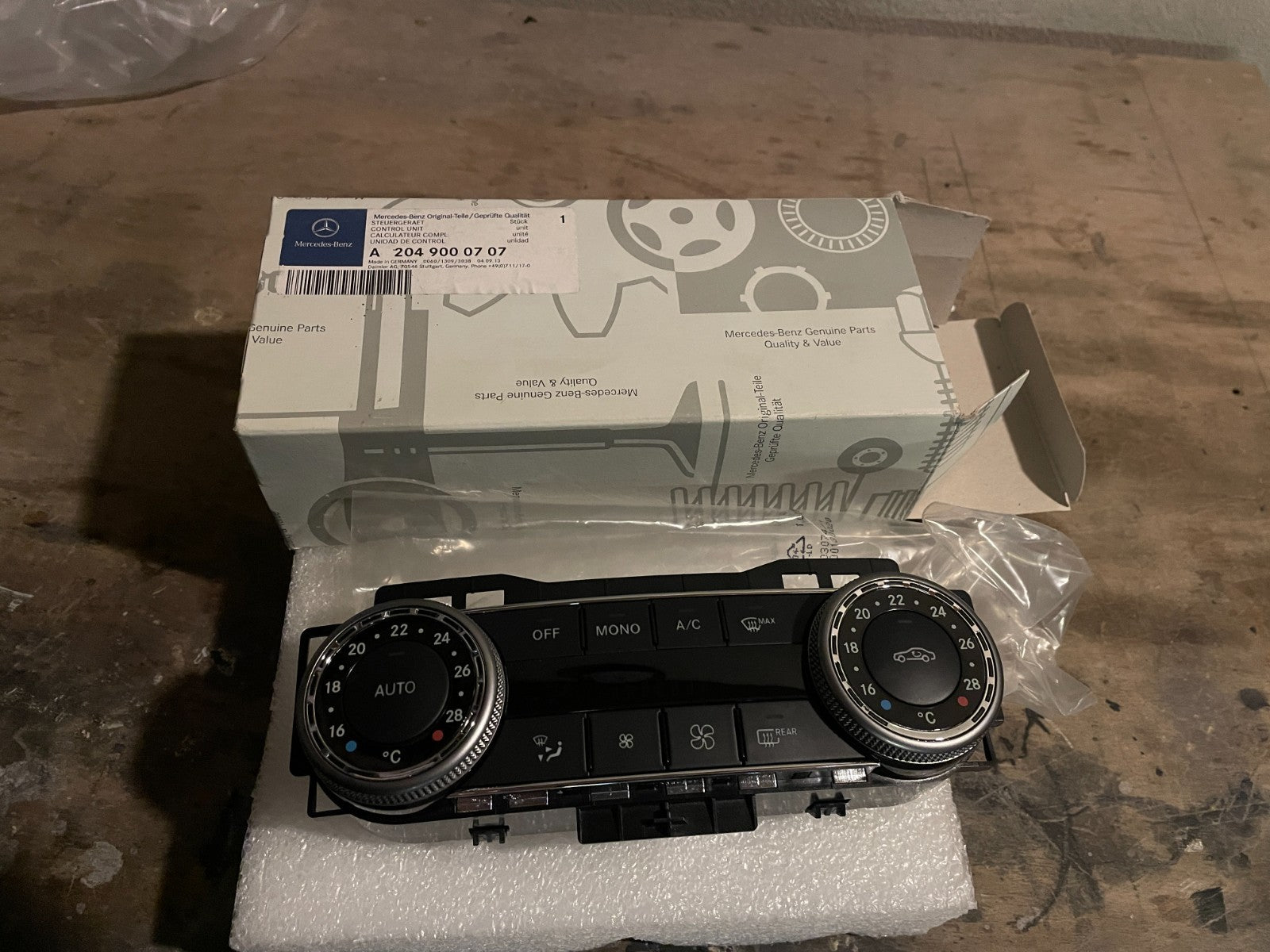 Original Mercedes C-Klasse W204 Klimabedienteil Klimaanlage Klima A20483041901