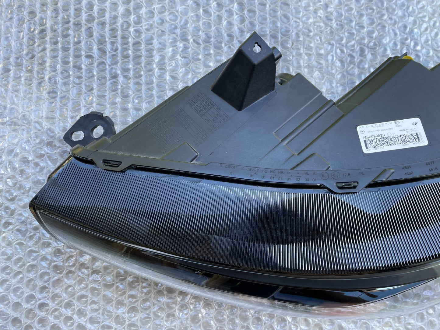 Original Opel Grandland X Scheinwerfer links 16660908805