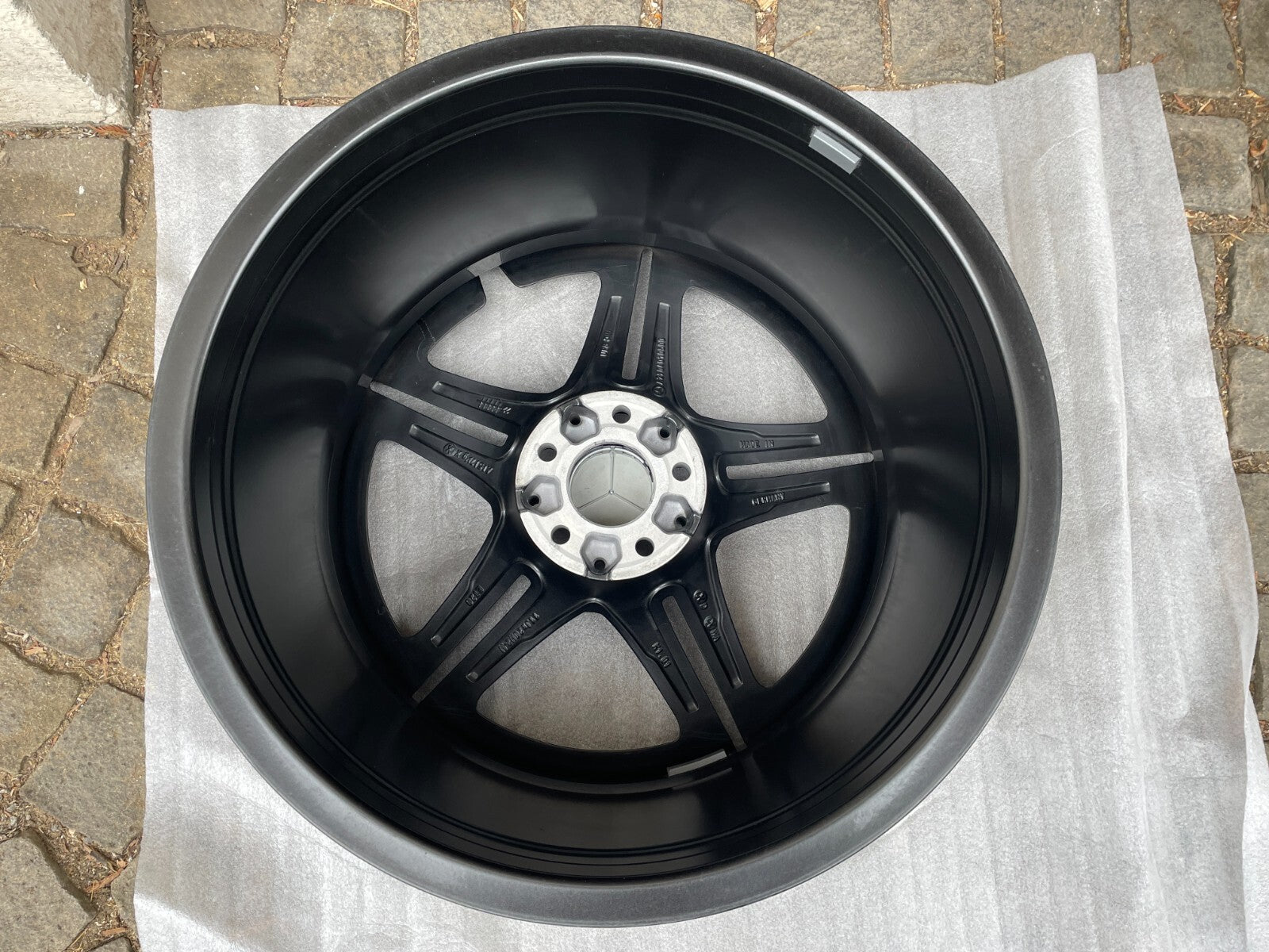 1x NEUE Mercedes AMG GT Alufelge 11.0Jx20 Zoll / A29040105003