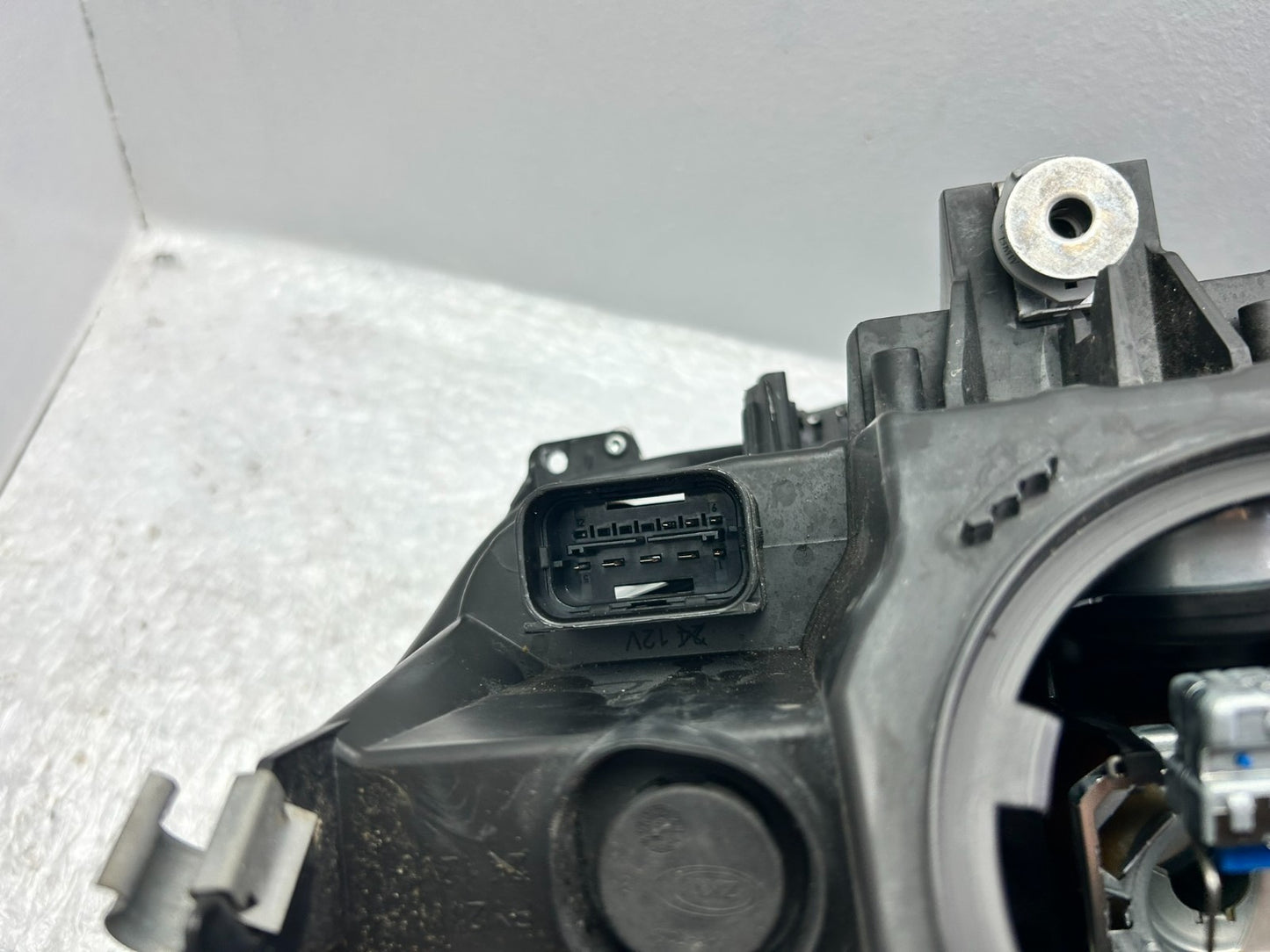 Original BMW 3er F30 F31 Bi-Xenon Scheinwerfer rechts 725952812