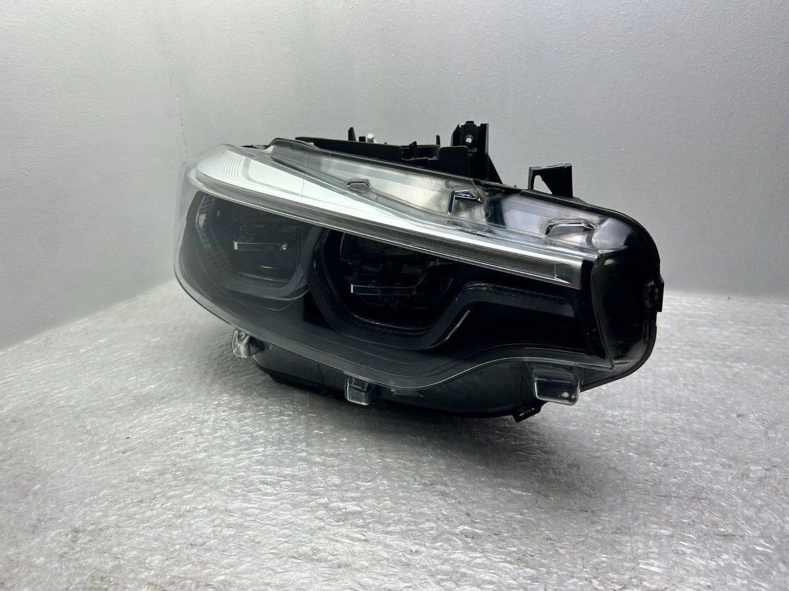 BMW M3 F80 M4 F82 F83 F32 F33 F36 Adaptive LED Scheinwerfer rechts 87387061