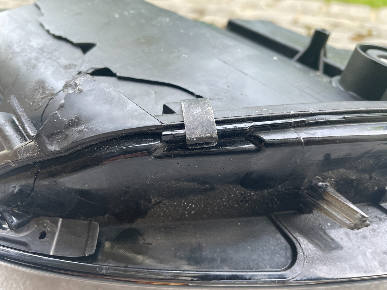 Audi A4 B9 Frontscheinwerfer links 8W094104314