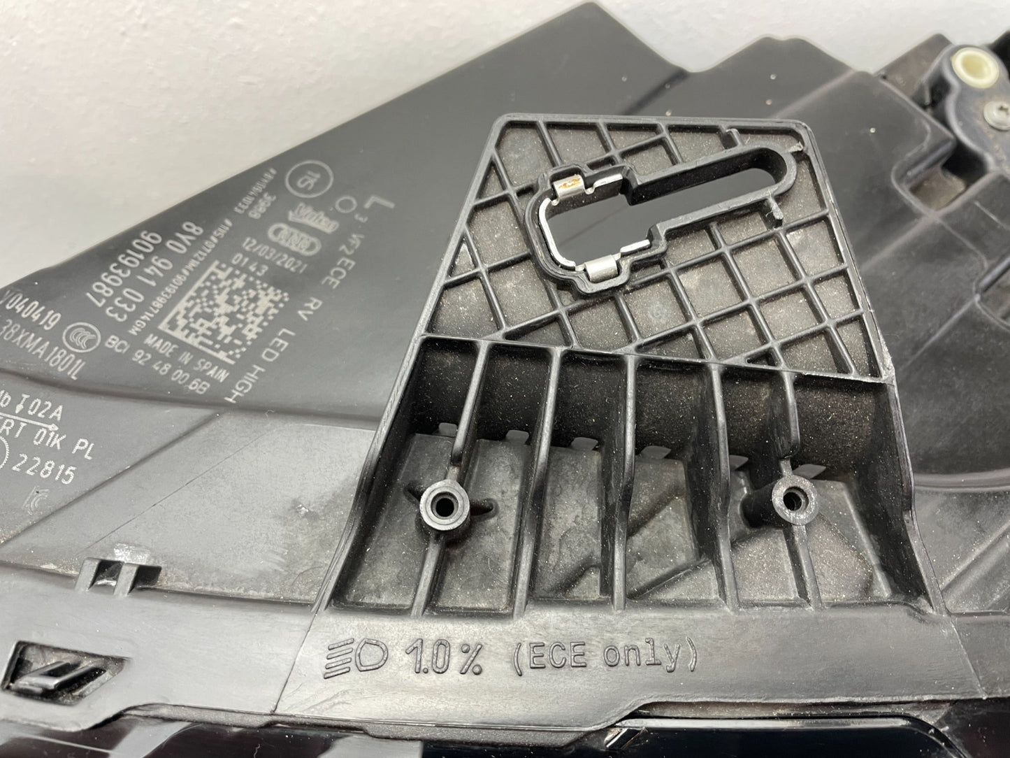 Original Audi A3 8Y LED Scheinwerfer links 8Y09410335