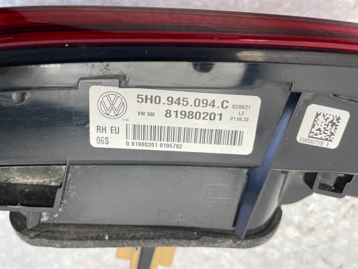 Original VW Golf 8 VIII Rückleuchte Heckleuchte hinten rechts 5H0945094C4