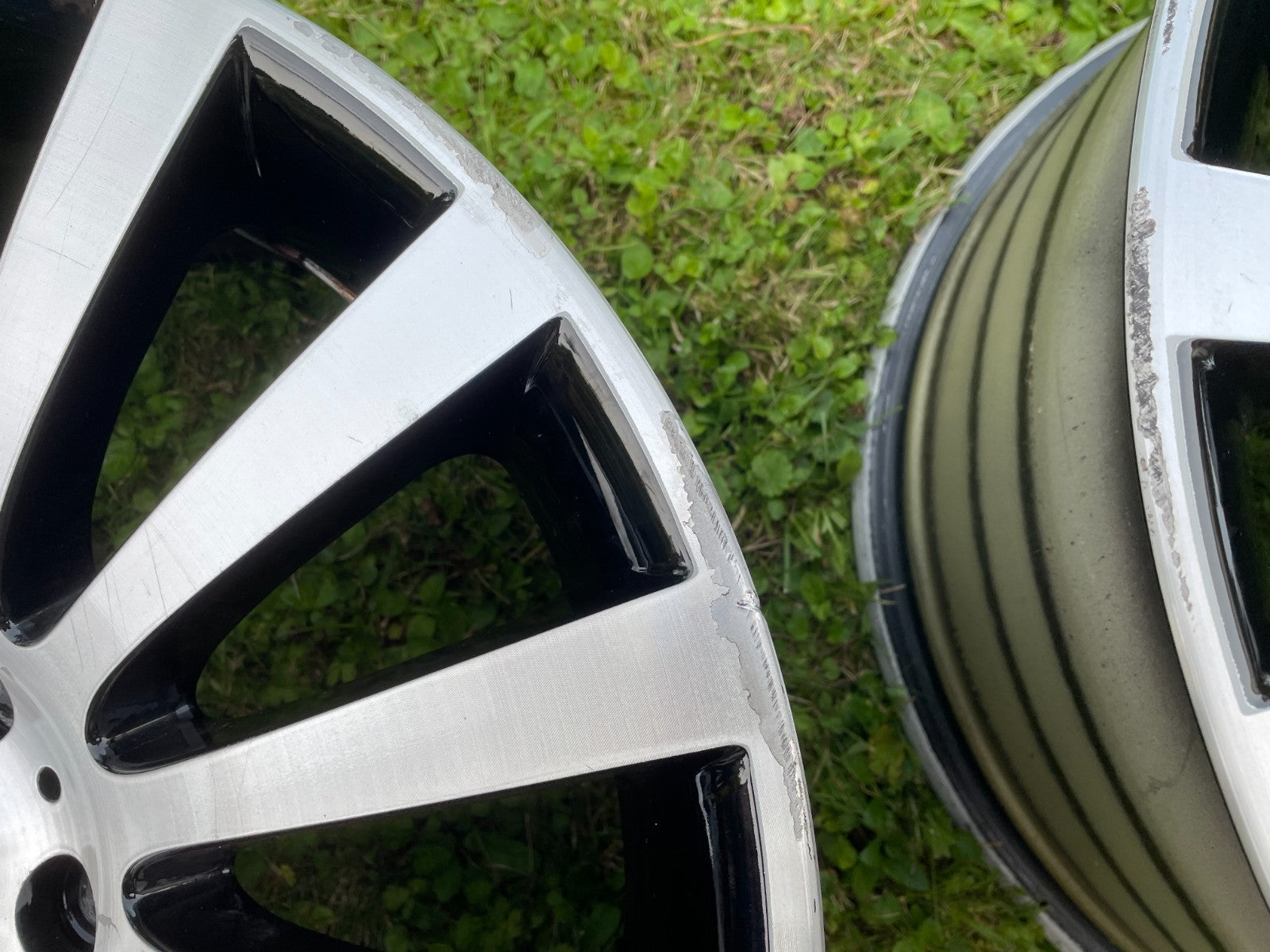 4x BMW 7er F01 F02 Alufelgen 8,5x19 ET25 9,5x19 ET39 6775404 67754056