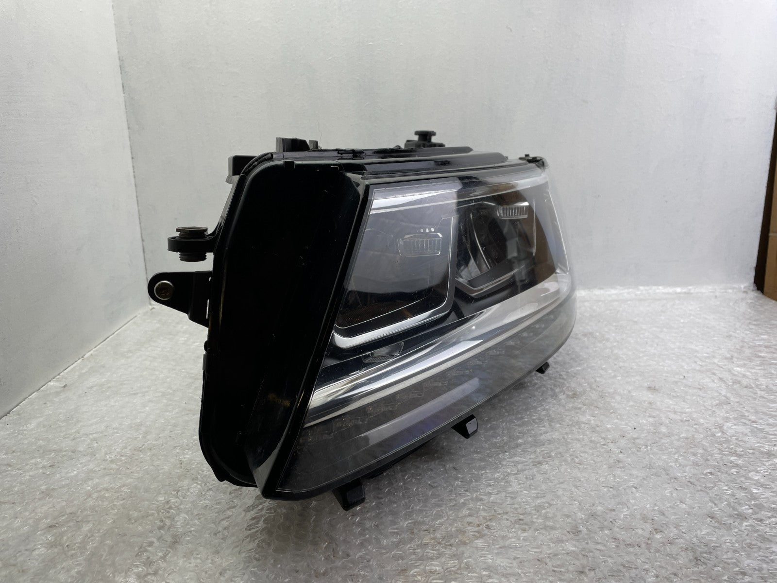 Original VW Tiguan LED Scheinwerfer links 5NB941035B2