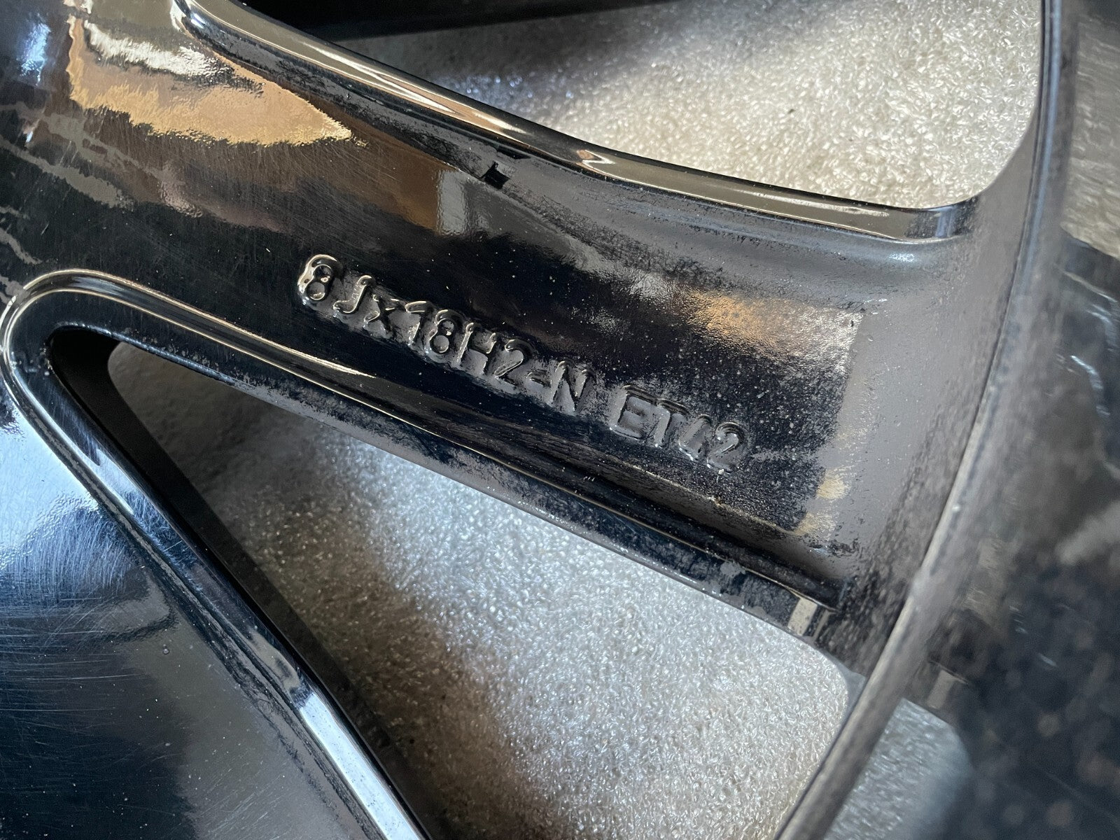 1x Volvo S60 V60 XC60 Alufelge 8.0Jx18 Zoll / 314713127